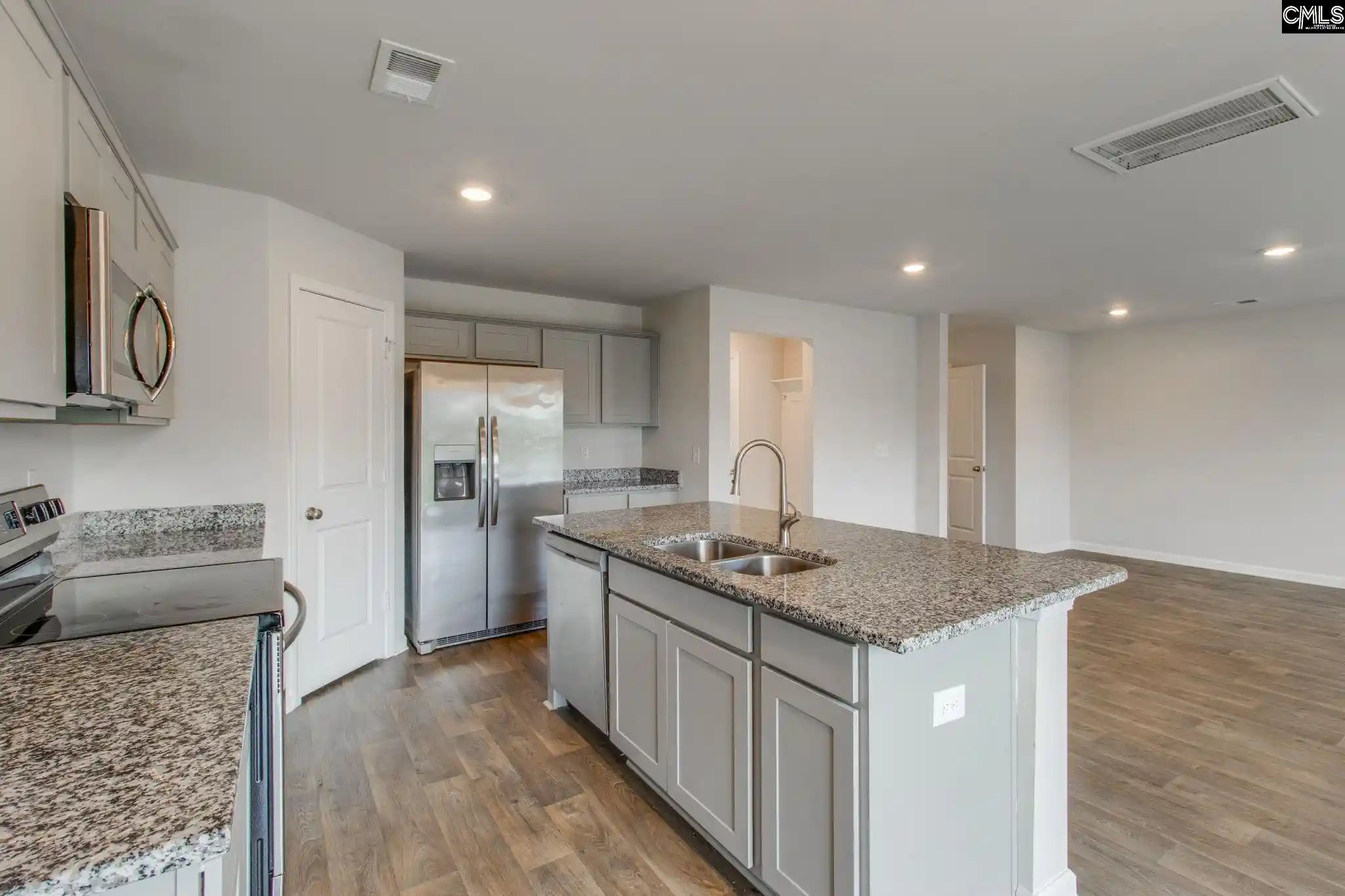 Photo 3 of Single family home for sale at 622 Belmont Red, Columbia, SC 29209 | MLS# 643663 | Listing updated on 2026-10-08