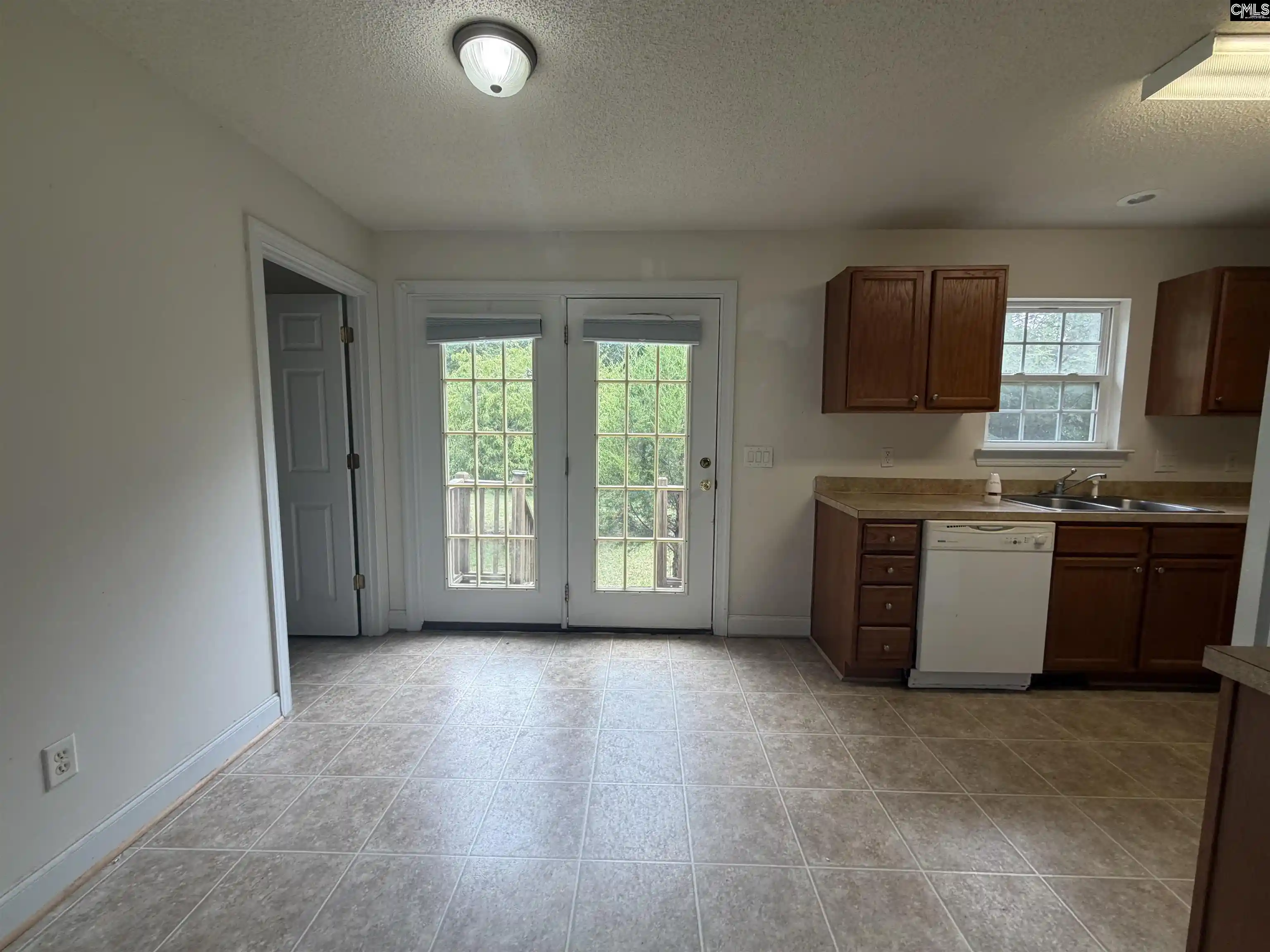 Photo 2 of Single family home for sale at 1001 Highway 21, Swansea, SC 29160 | MLS# 643677 | Listing updated on 2026-09-24