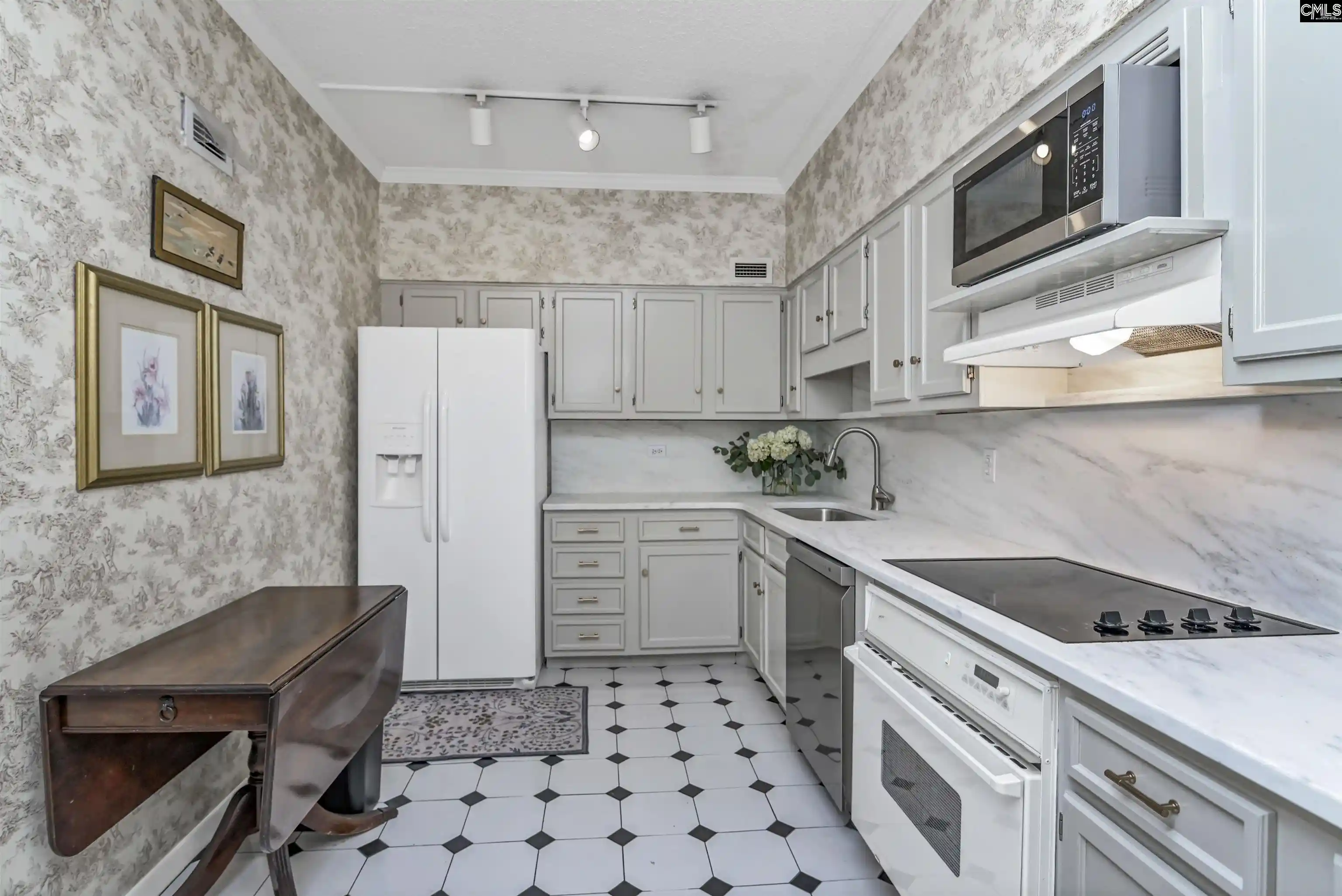 Photo 4 of Condo for sale at 1829 Senate #5A, Columbia, SC 29201 | MLS# 643680 | Listing updated on 2026-10-02
