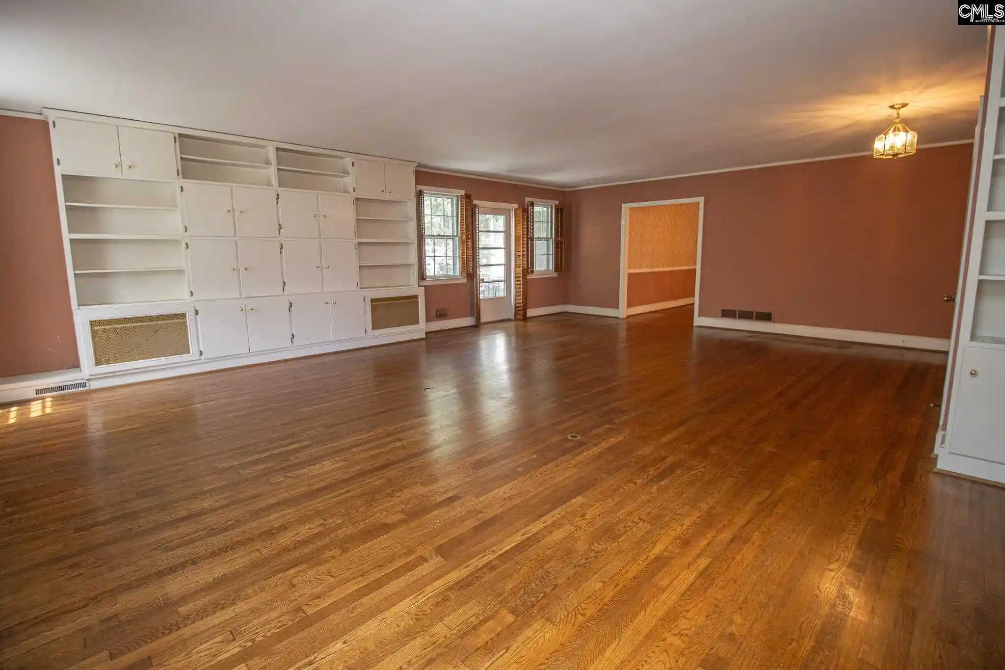 Photo 4 of Single family home for sale at 801 Beltline, Columbia, SC 29205 | MLS# 643691 | Listing updated on 2026-09-24