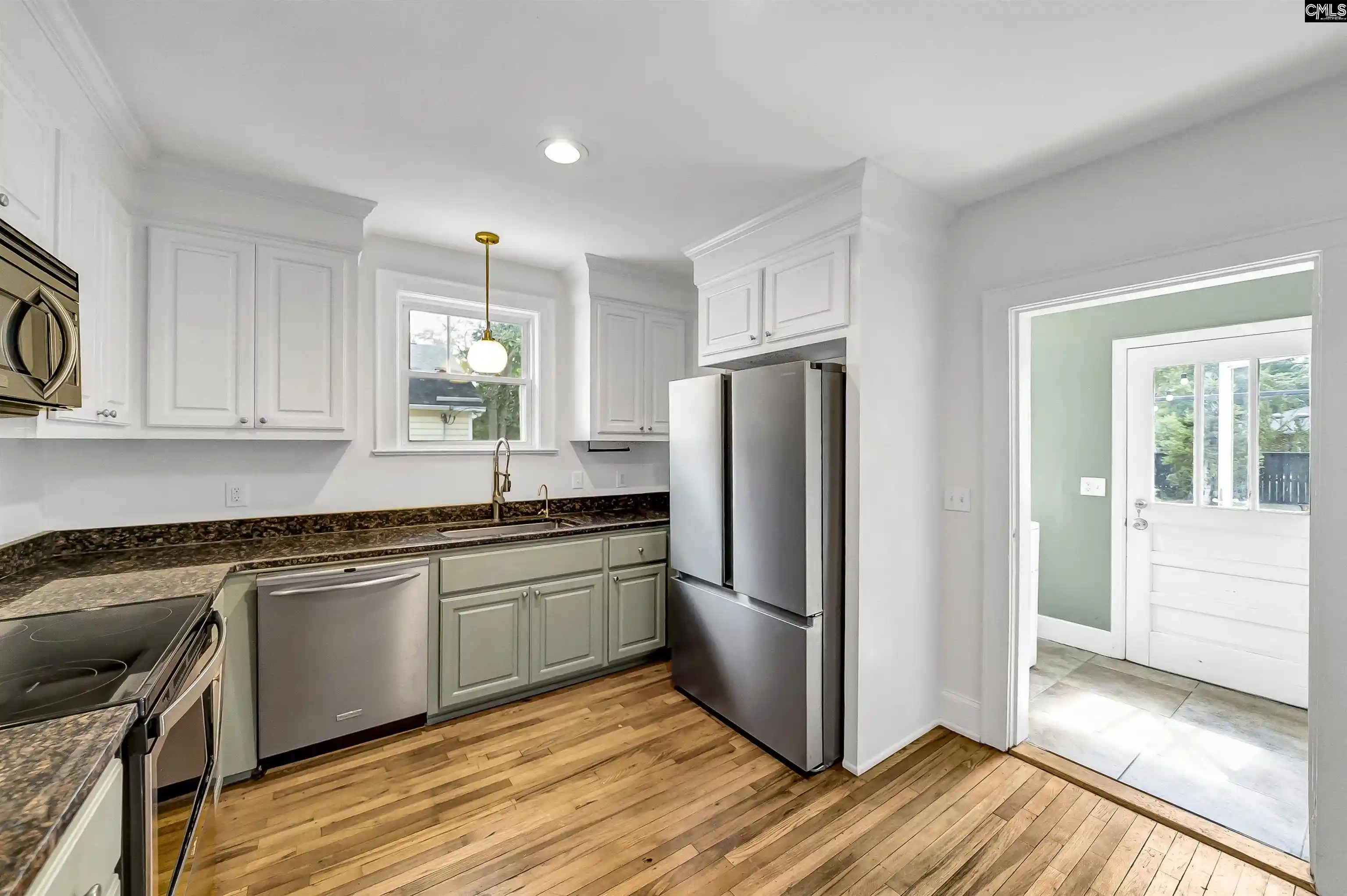 Photo 4 of Sale Pending at 933 Michaelmas, Cayce, SC 29033 | MLS# 643697 | Listing updated on 2026-09-26