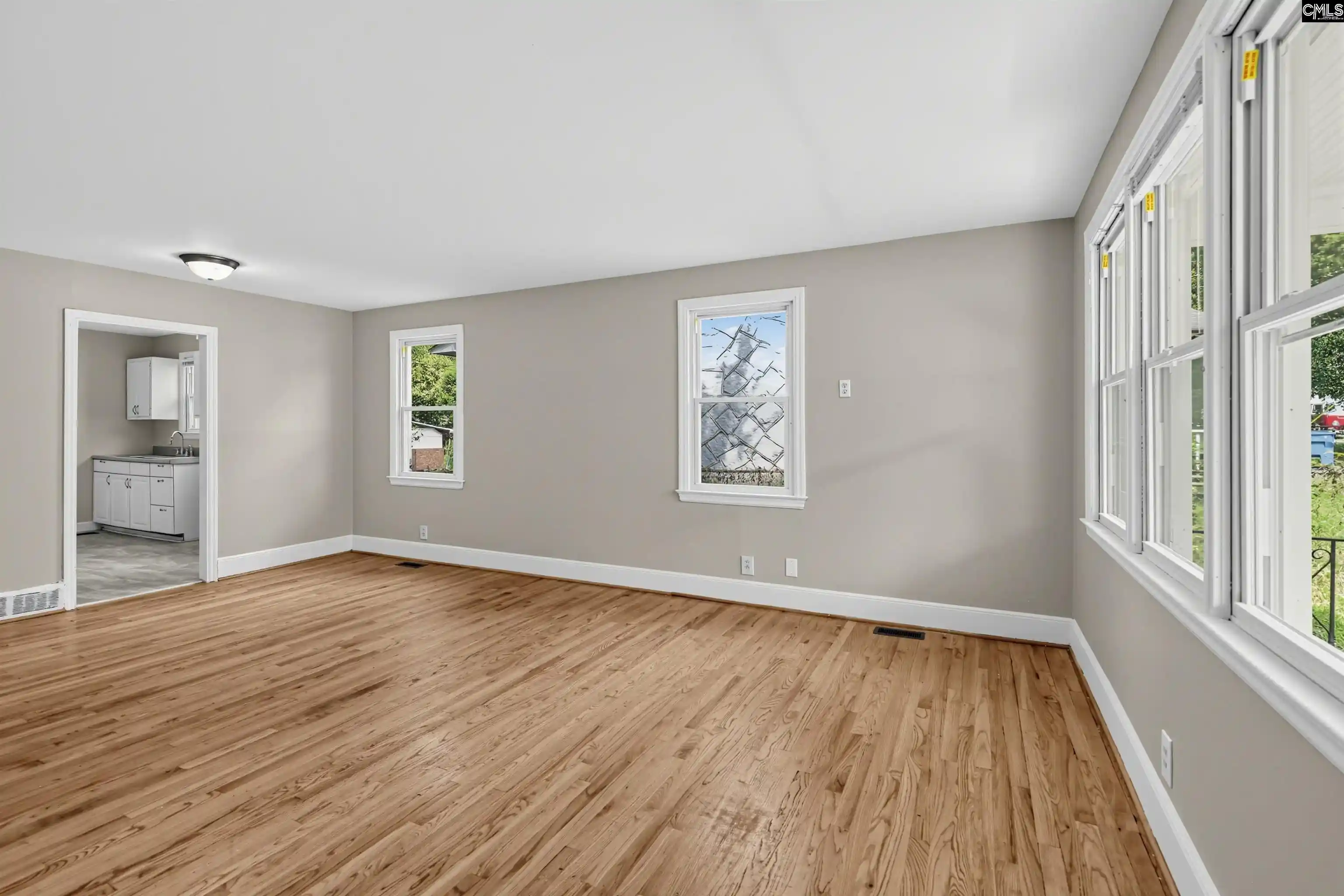 Photo 2 of Single family home for sale at 1413 Dahlia, Columbia, SC 29205 | MLS# 643706 | Listing updated on 2026-09-28
