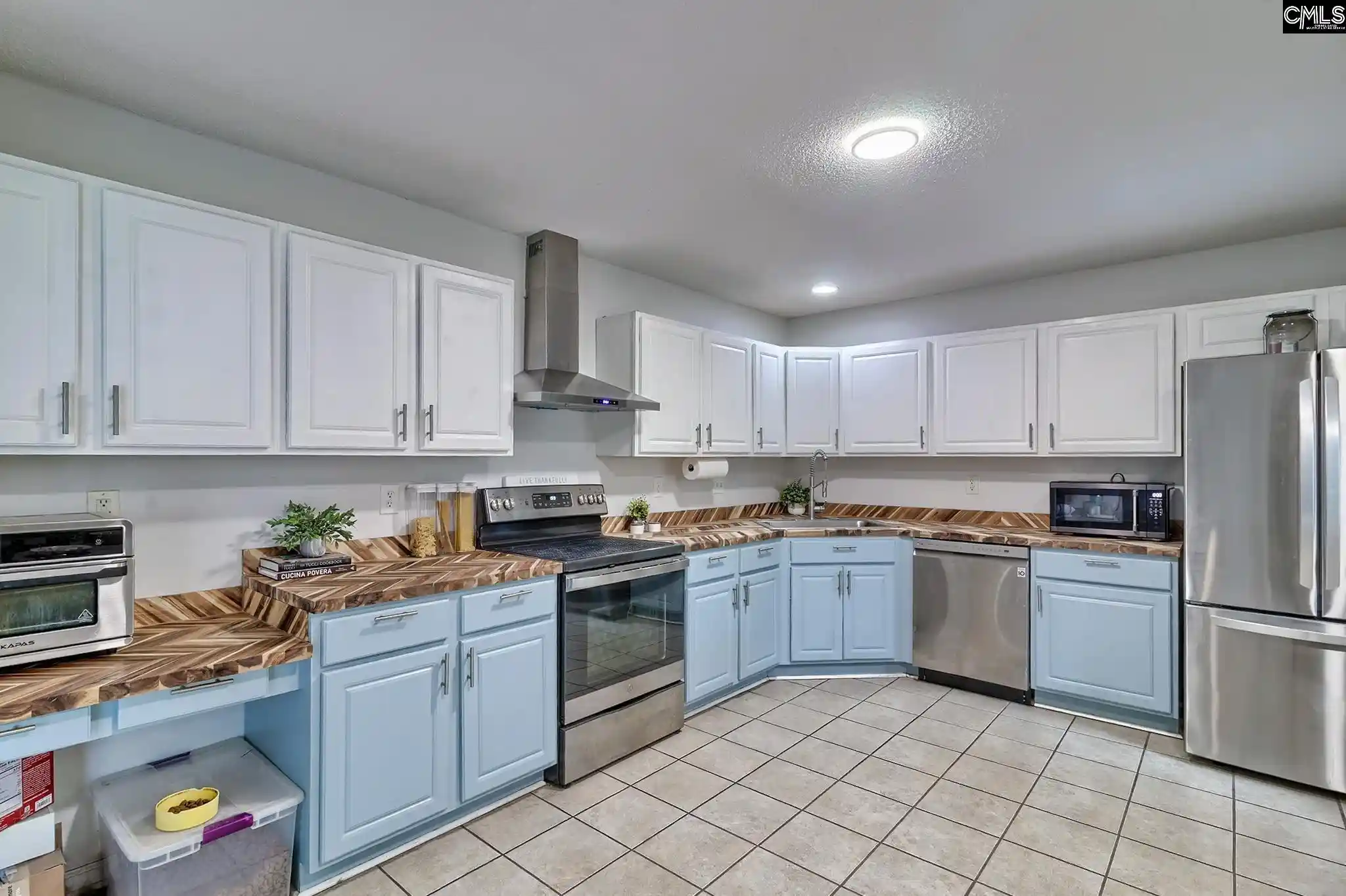 Photo 3 of Single family home for sale at 101 Spring Lake, Lexington, SC 29072 | MLS# 643736 | Listing updated on 2026-09-30