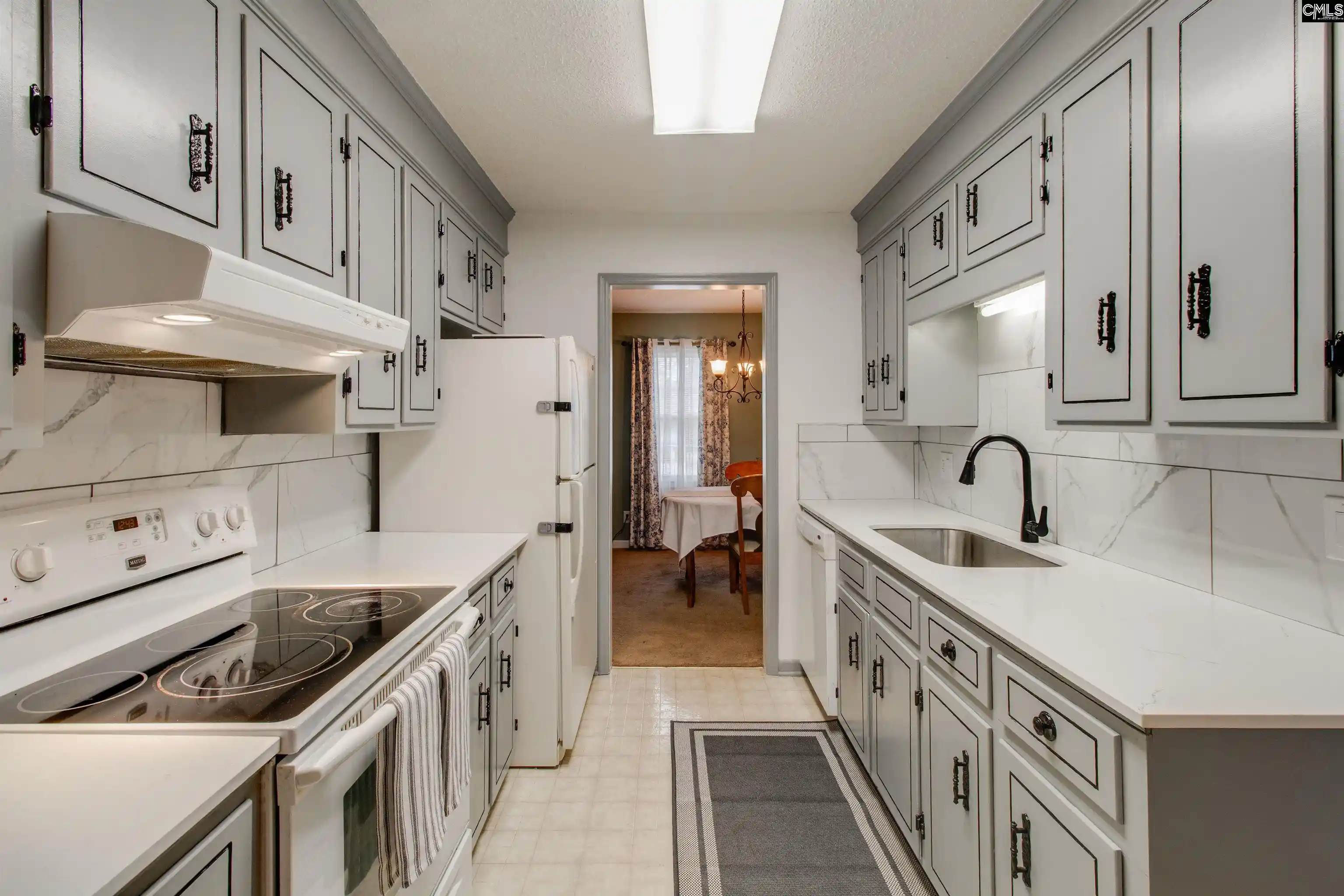 Photo 3 of Single family home for sale at 2413 Bendemeer, Columbia, SC 29209 | MLS# 643747 | Listing updated on 2026-09-25