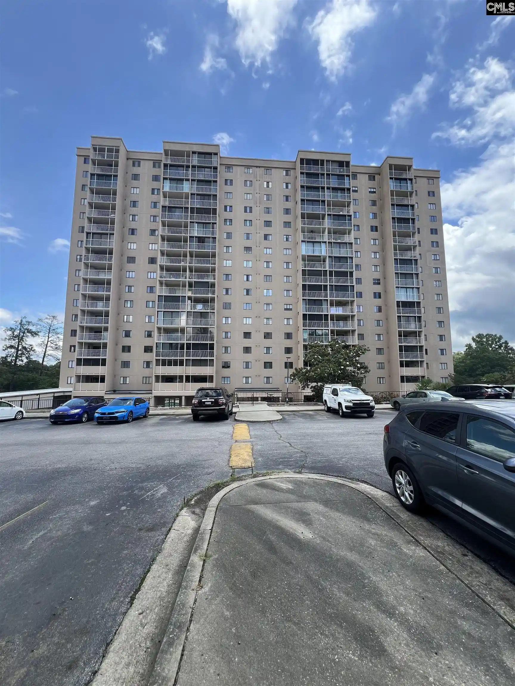 Condo for sale at 1825 St Julian #9G, Columbia, SC 29204 | MLS# 643814