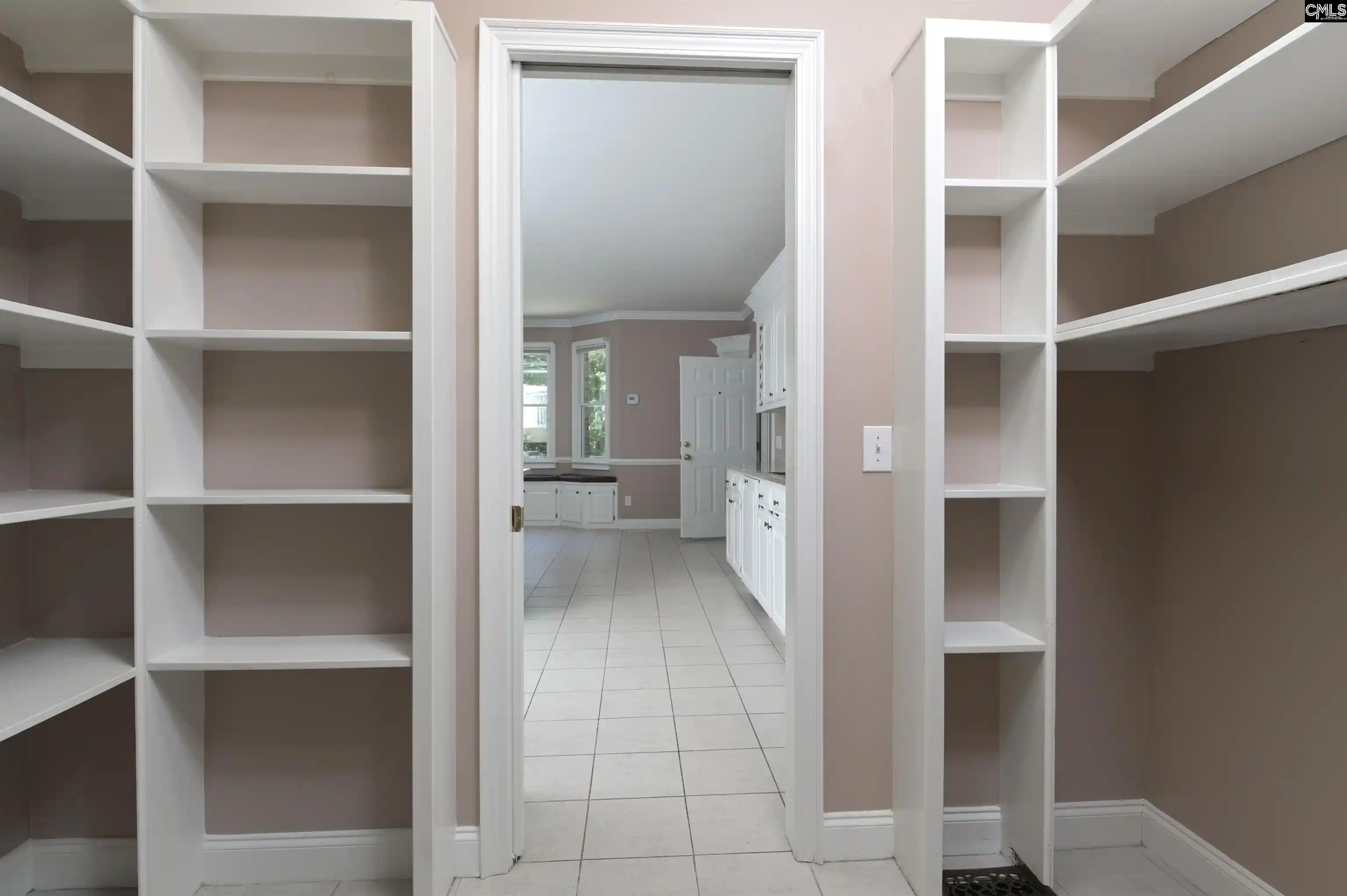 Photo 3 of Mansion for sale at 1121 Canterfield, Chapin, SC 29036 | MLS# 643821 | Listing updated on 2026-10-01