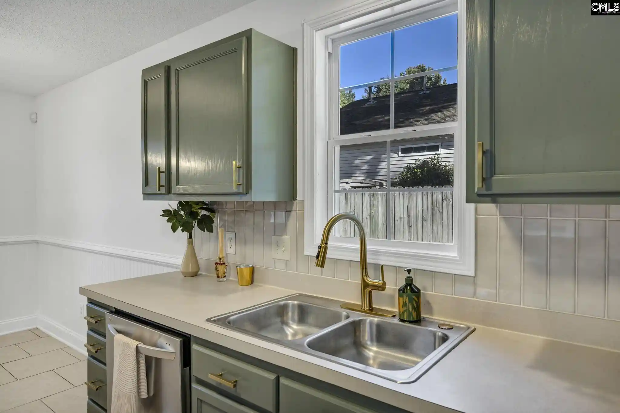 Photo 3 of Single family home for sale at 505 Burnside, Columbia, SC 29209 | MLS# 643843 | Listing updated on 2026-10-13