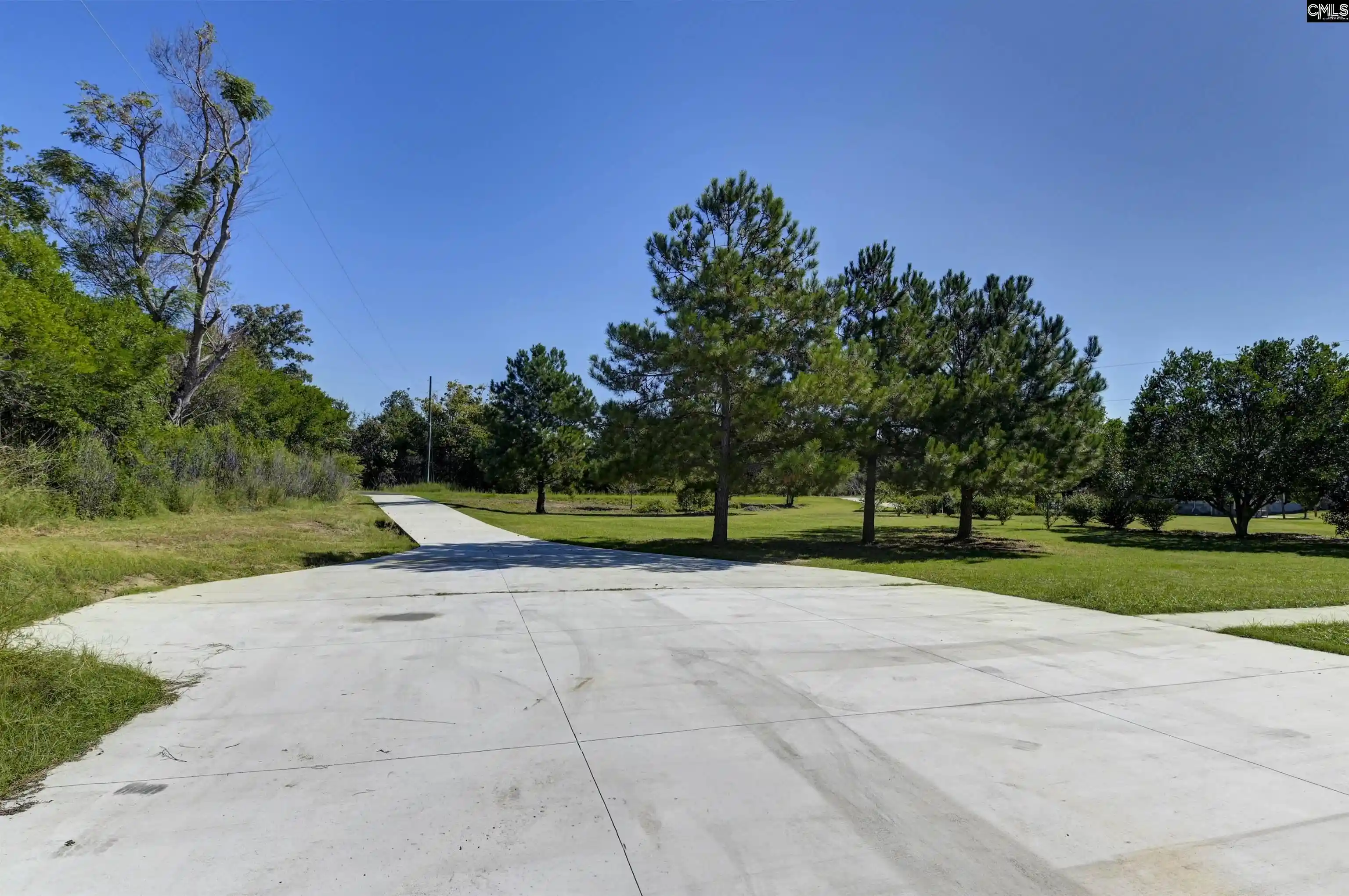 Photo 4 of Sale Pending at 235 Peachtree, Gilbert, SC 29054 | MLS# 643889 | Listing updated on 2026-10-01