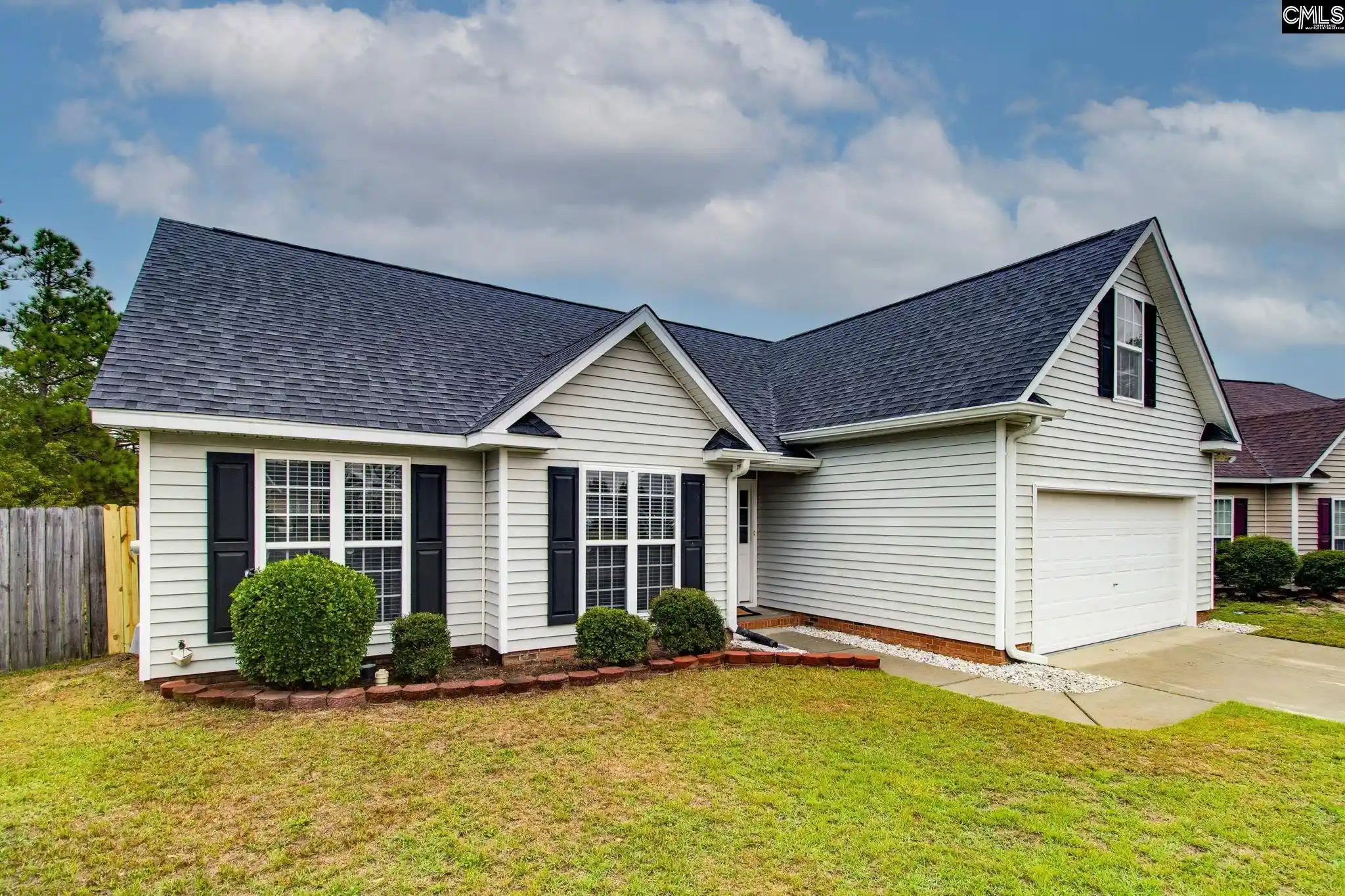 Photo 1 of Single family home for sale at 222 Stonebury, Lexington, SC 29073 | MLS# 643914 | Listing updated on 2026-09-28