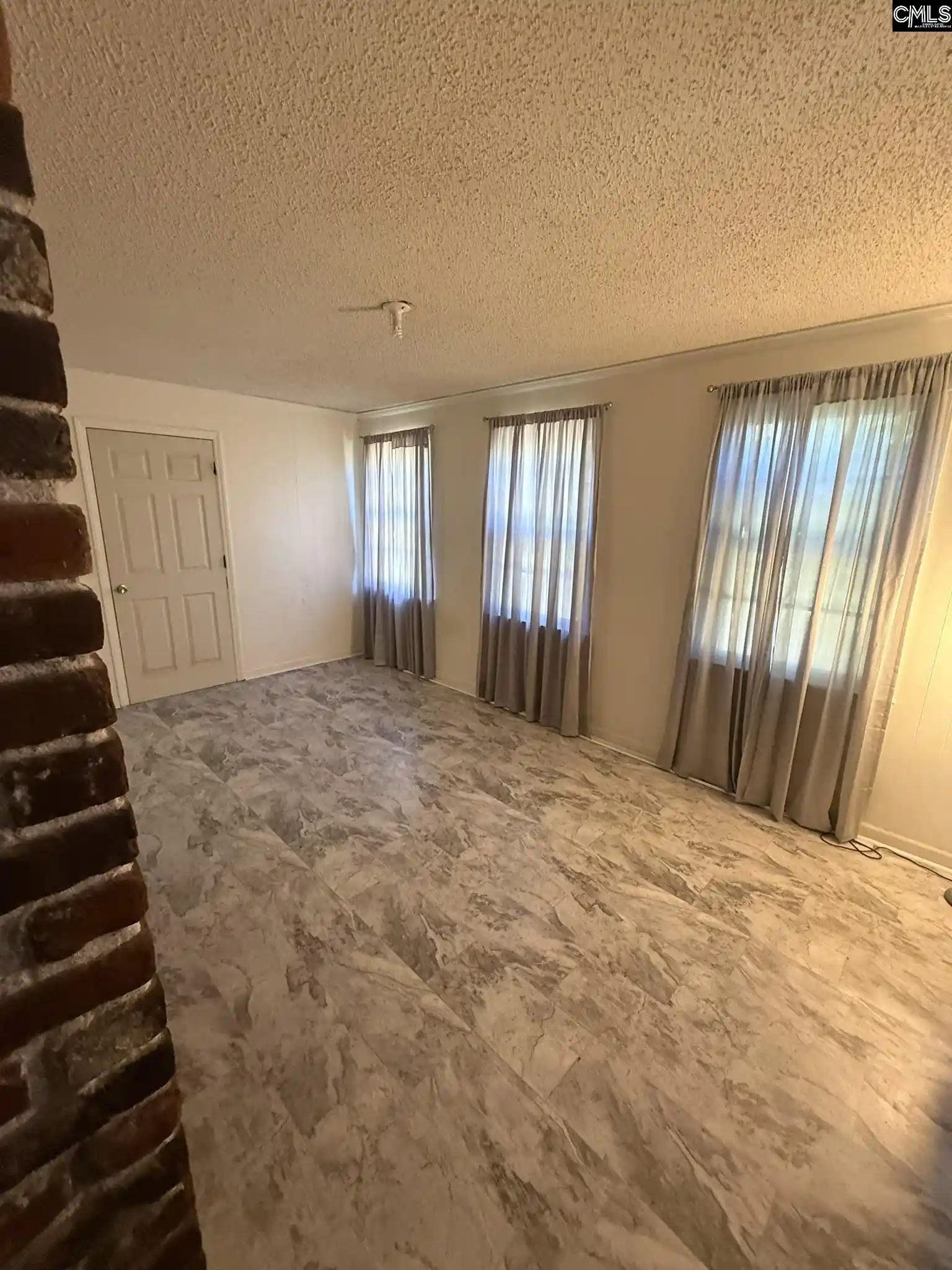 Photo 3 of Single family home for sale at 1907 Roof St, Columbia, SC 29223 | MLS# 643929 | Listing updated on 2026-09-30