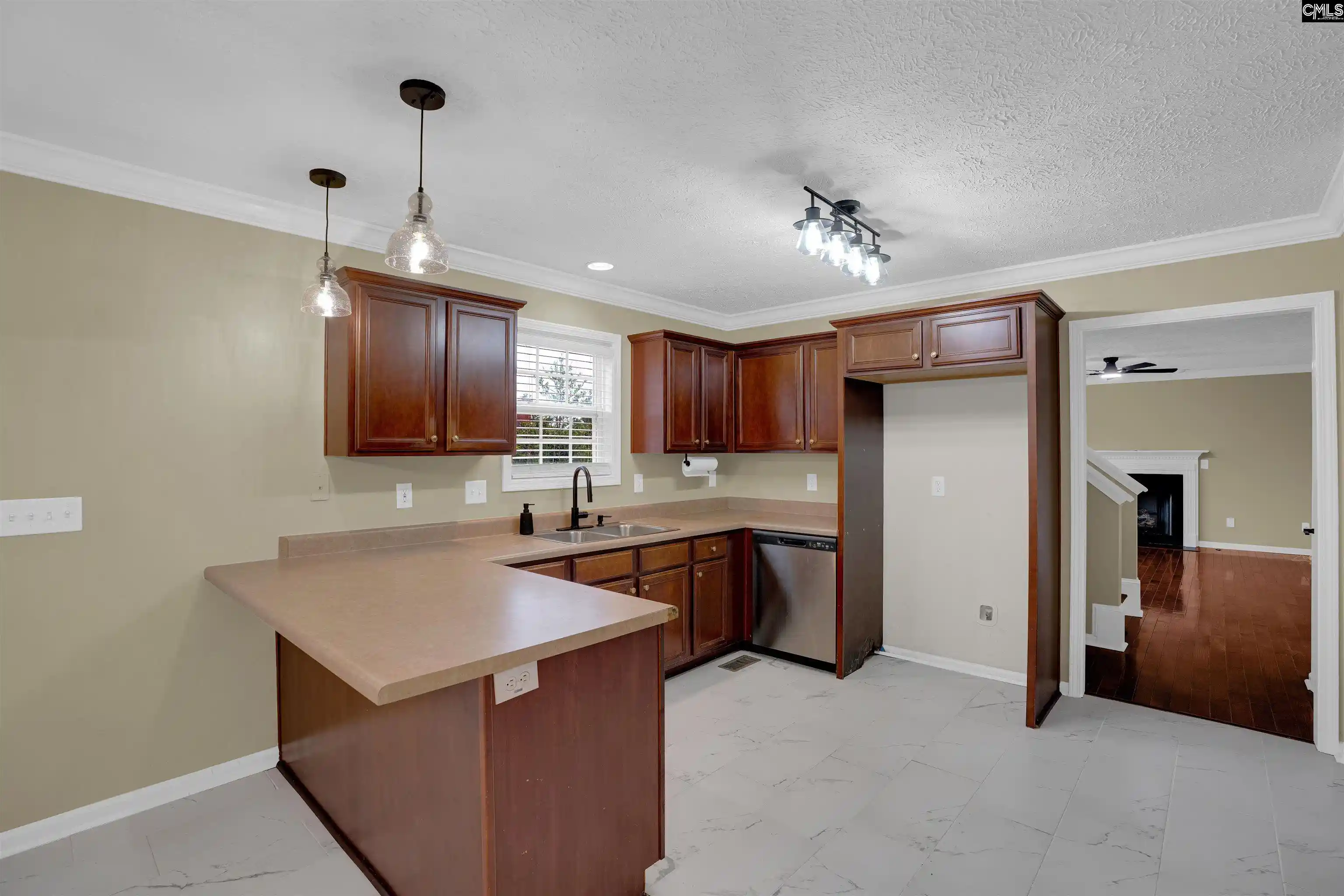 Photo 3 of Single family home for sale at 137 Cotoneaster, Columbia, SC 29229 | MLS# 643937 | Listing updated on 2026-09-29