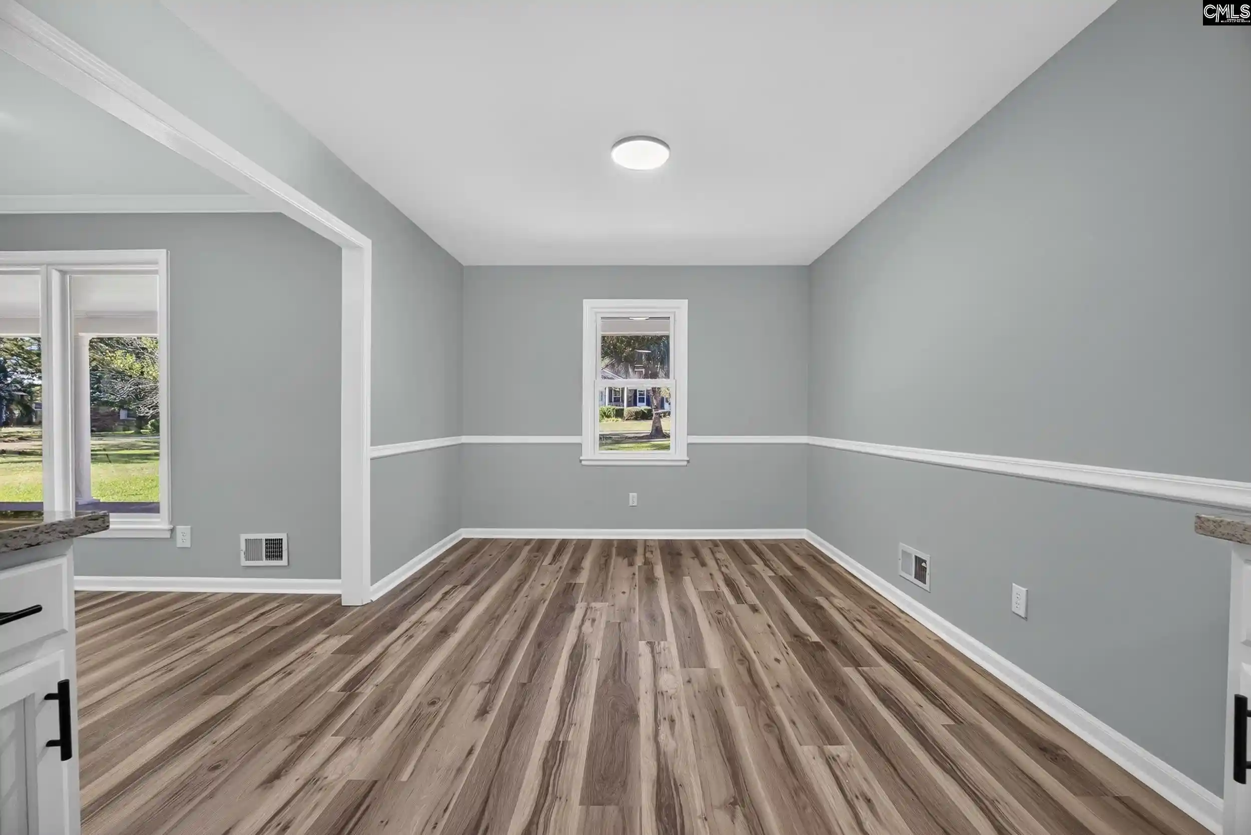 Photo 1 of Single family home for sale at 10 Beacon Hl, Columbia, SC 29210 | MLS# 644103 | Listing updated on 2026-10-01