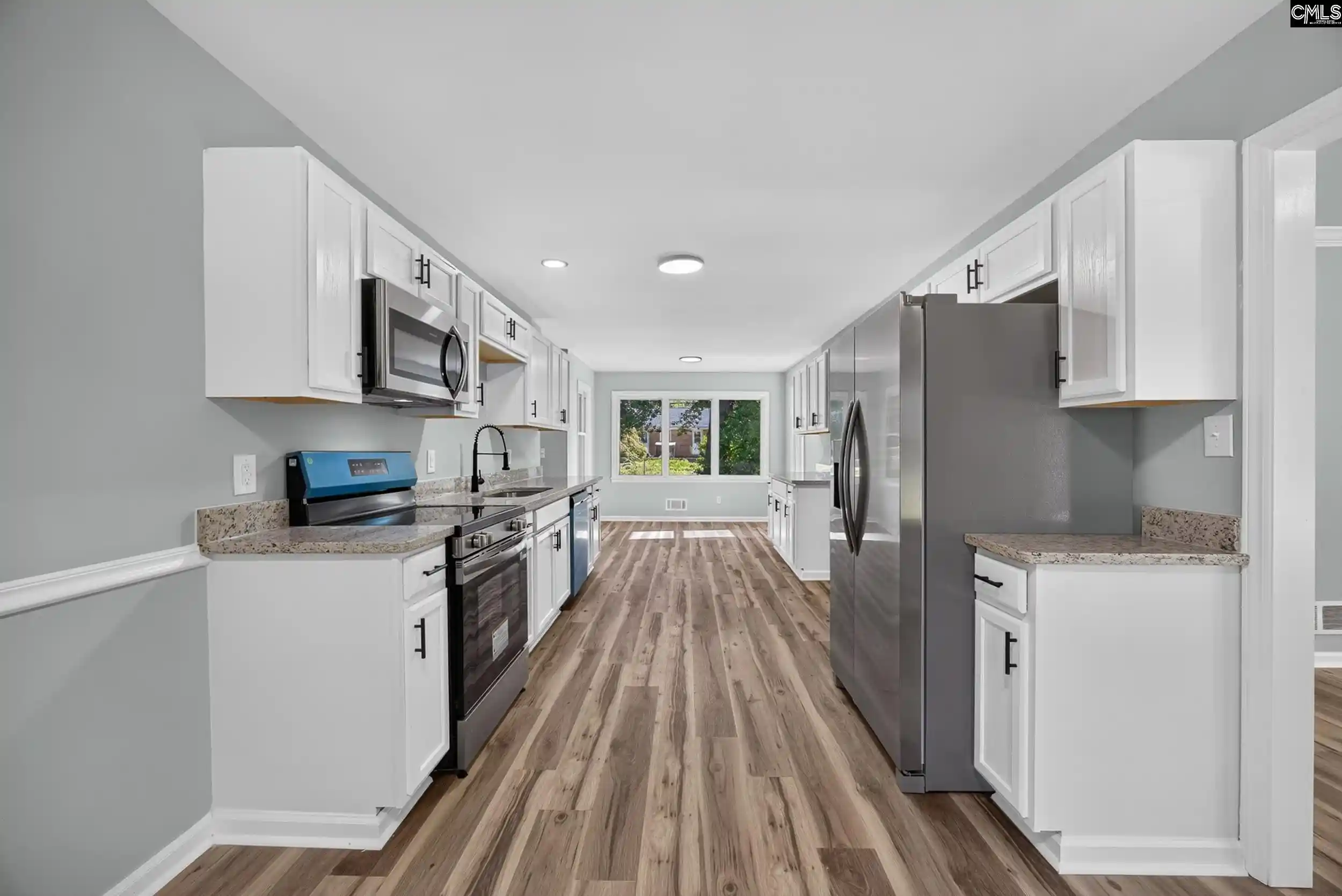 Photo 3 of Single family home for sale at 10 Beacon Hl, Columbia, SC 29210 | MLS# 644103 | Listing updated on 2026-10-01