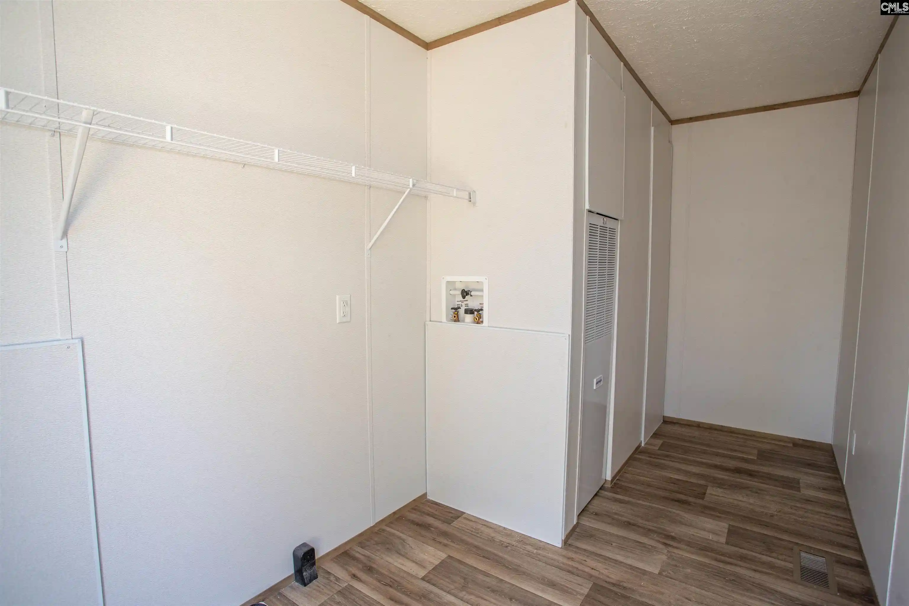 Photo 2 of Manufactured home for sale at 1404 Mount Zion, Cassatt, SC 29032 | MLS# 644129 | Listing updated on 2026-10-01