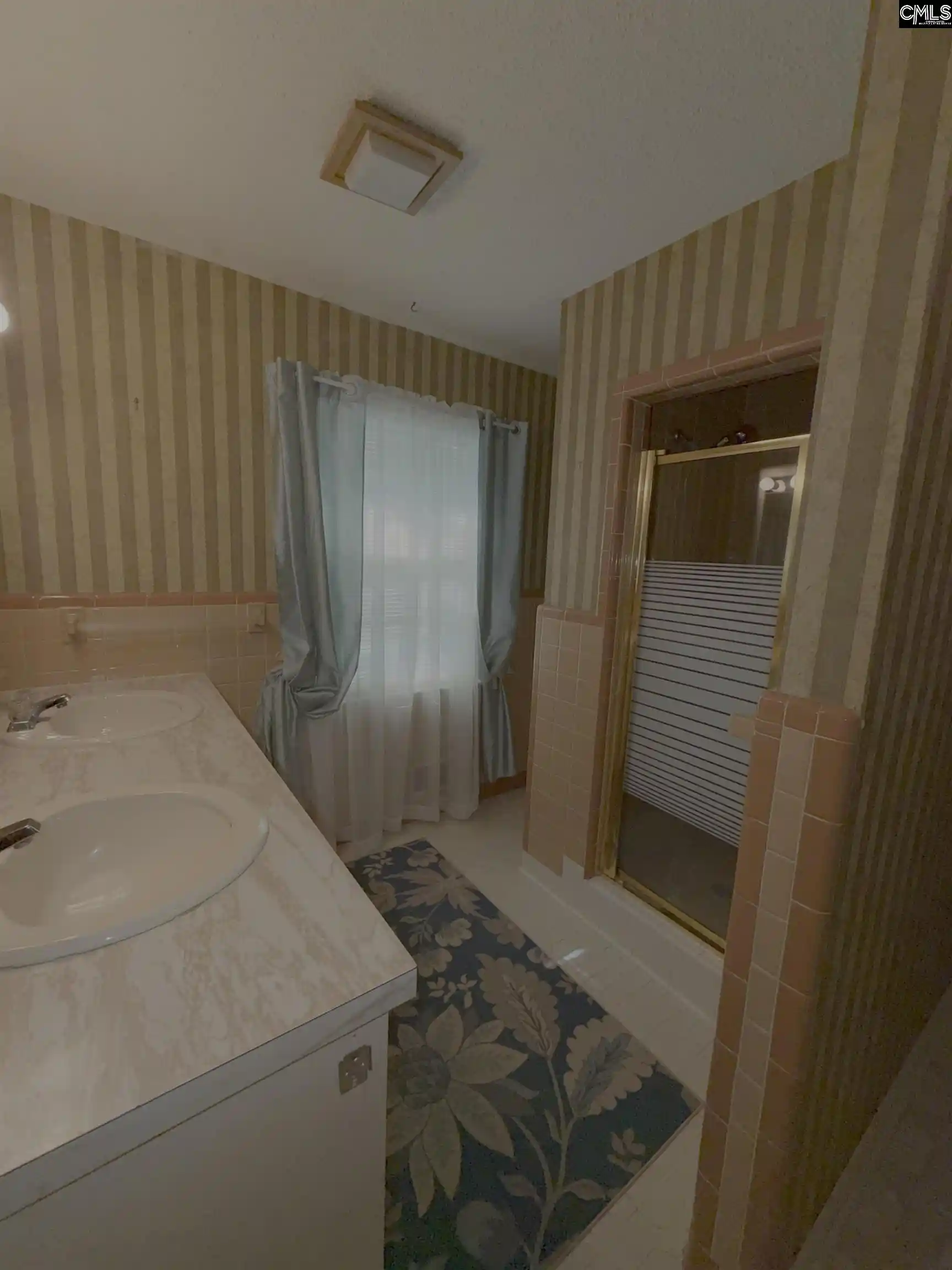 Photo 3 of Single family home for sale at 931 Cedar Ter, Columbia, SC 29209 | MLS# 644191 | Listing updated on 2026-10-01