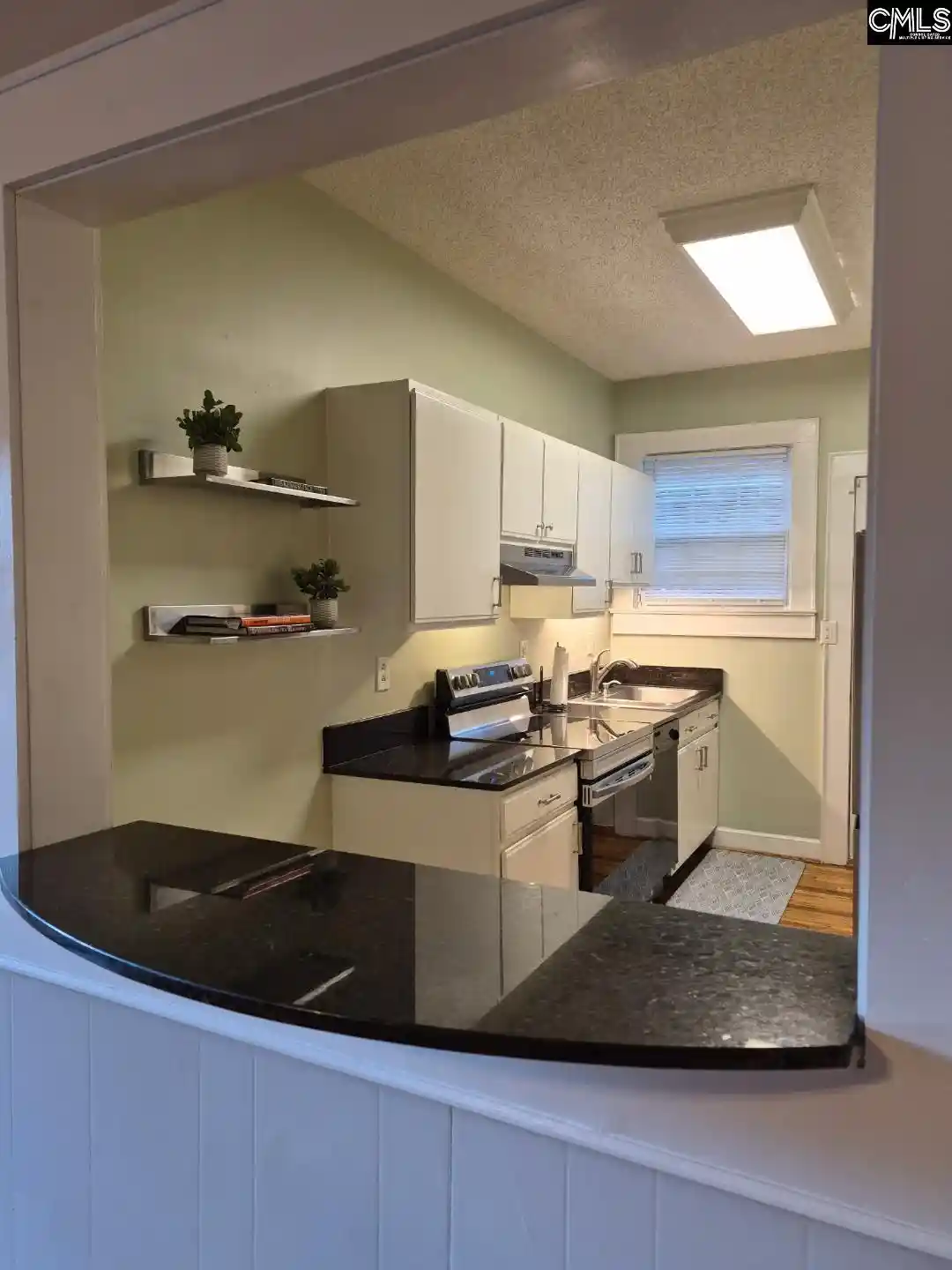 Photo 4 of Sale Pending at 504 S Waccamaw, Columbia, SC 29205 | MLS# 644199 | Listing updated on 2026-10-07