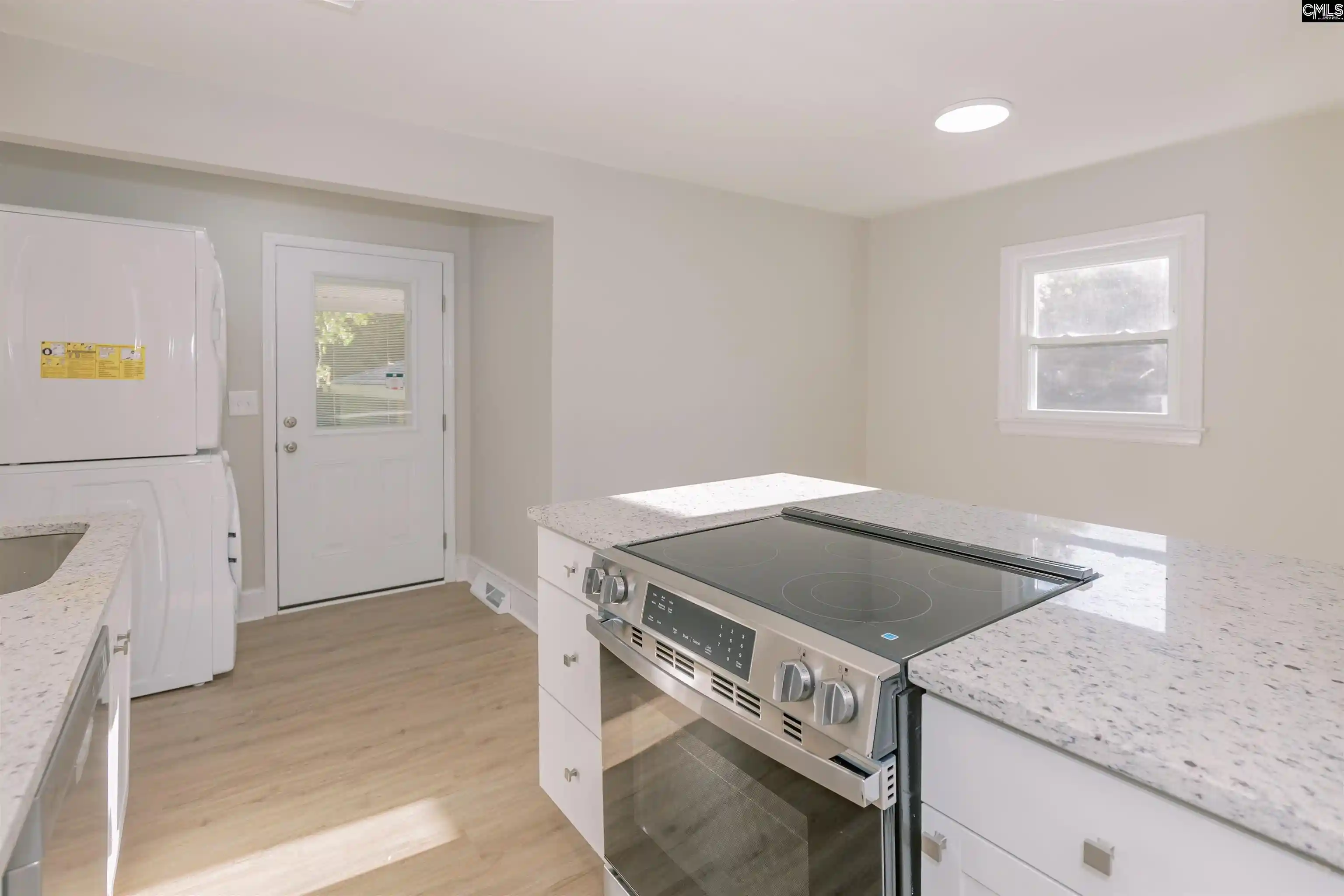 Photo 3 of Single family home for sale at 172 Whiteside, West Columbia, SC 29169 | MLS# 644219 | Listing updated on 2026-10-02