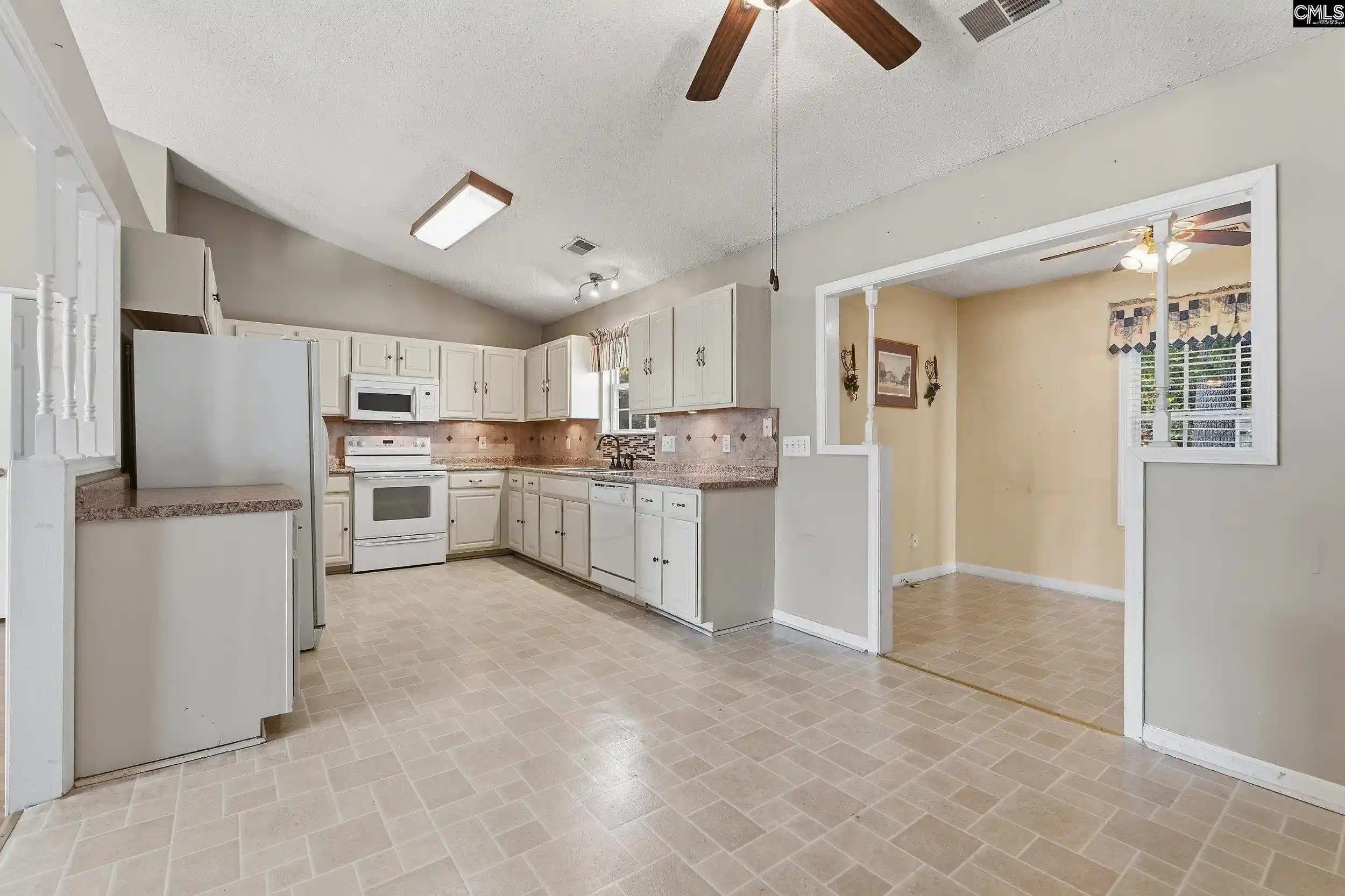Photo 2 of Single family home for sale at 108 Montclaire, West Columbia, SC 29170 | MLS# 644225 | Listing updated on 2026-10-03