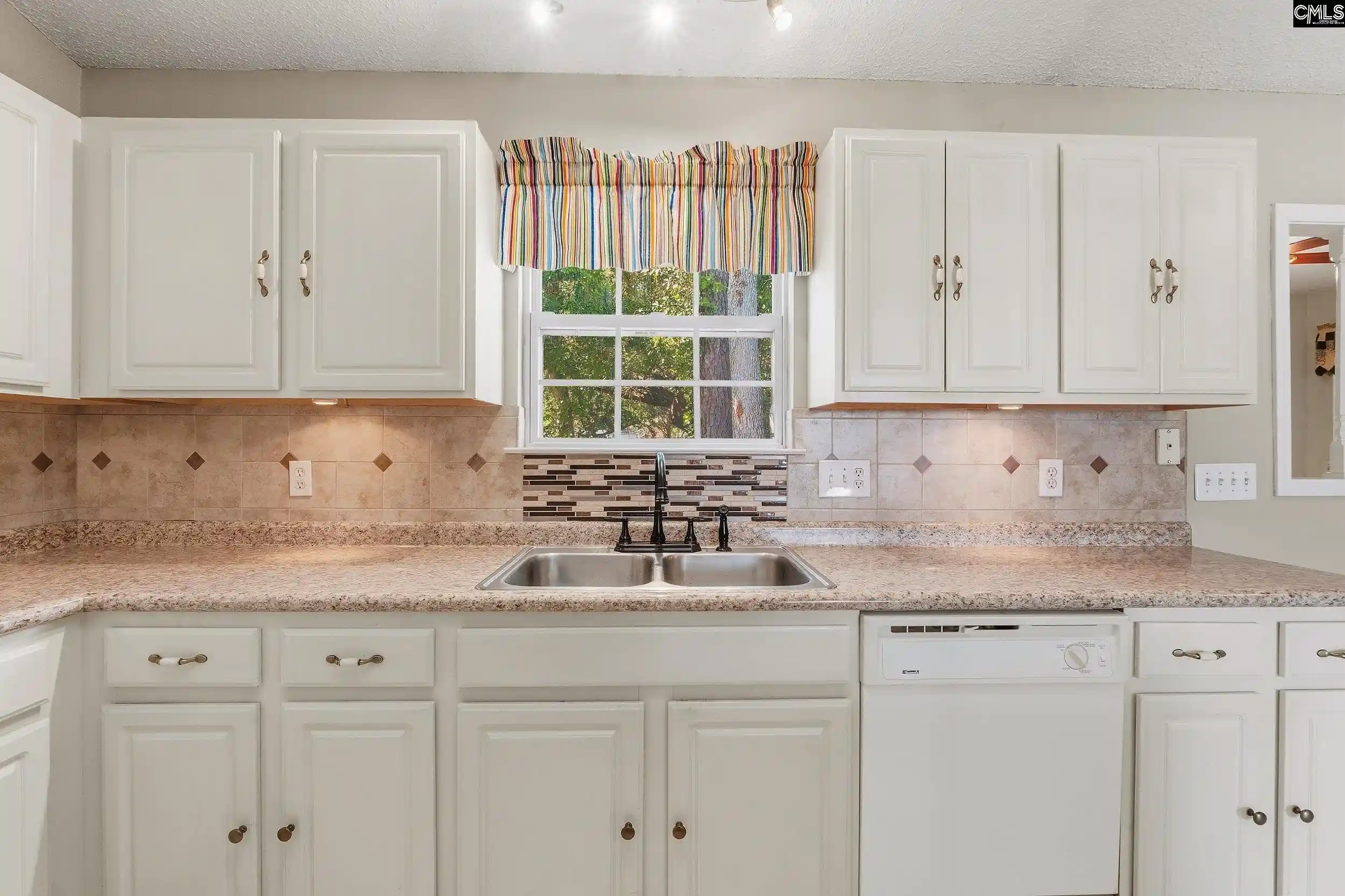 Photo 4 of Single family home for sale at 108 Montclaire, West Columbia, SC 29170 | MLS# 644225 | Listing updated on 2026-10-03