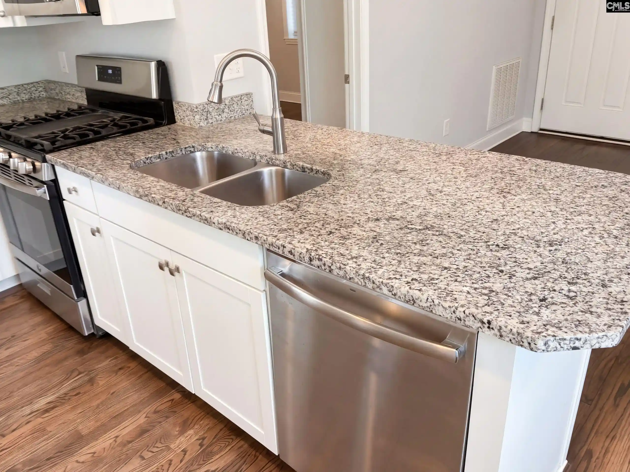 Photo 4 of Single family home for sale at 1005 Brandon, Columbia, SC 29209 | MLS# 644260 | Listing updated on 2026-10-02