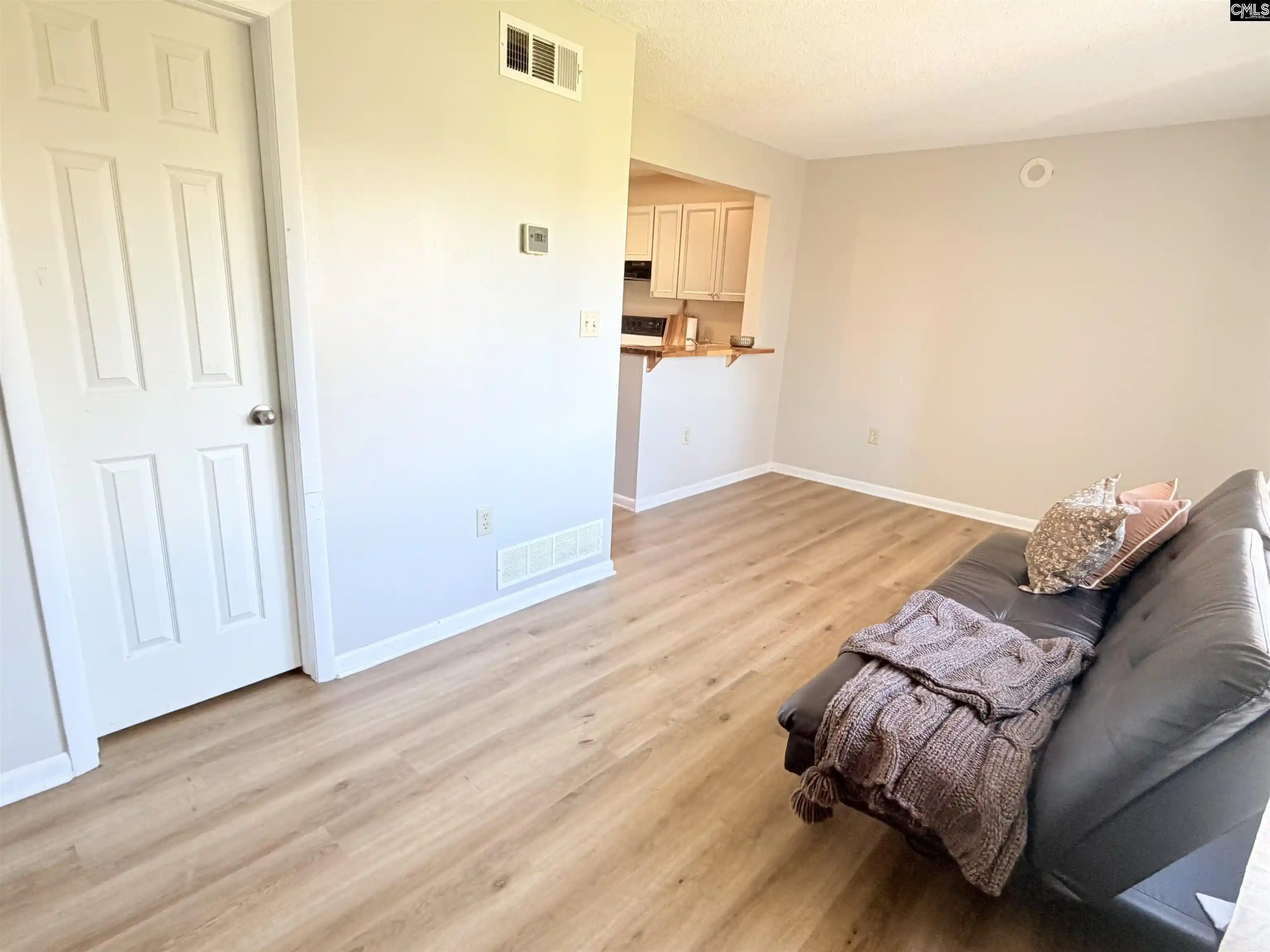 Photo 4 of Condo for sale at 1600 Park Cir #912, Columbia, SC 29201 | MLS# 644273 | Listing updated on 2026-10-03