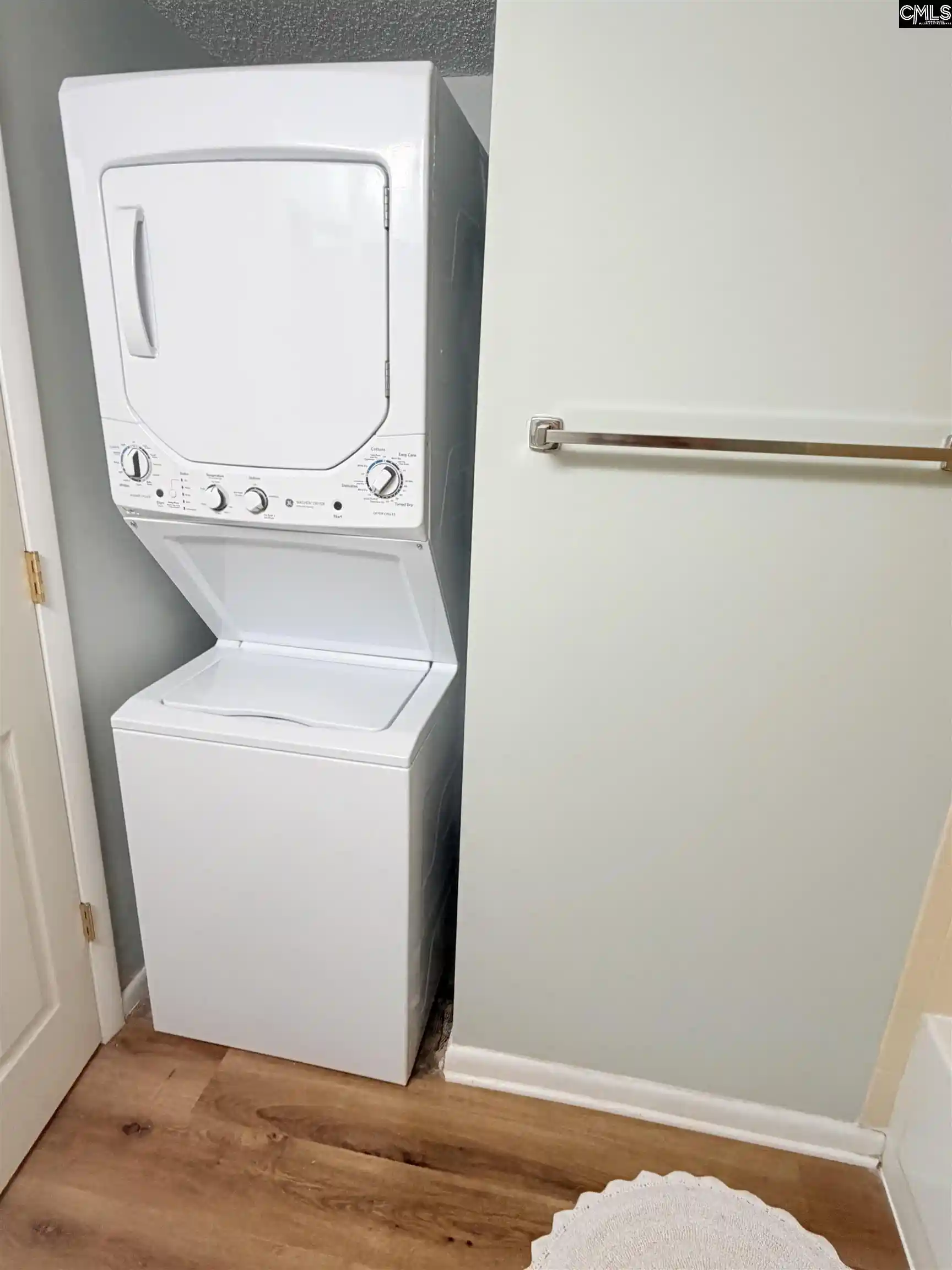 Listing Photo 8 - Condo for sale in 1600 Park Cir located at 1600 Park Cir, Columbia, SC 29201 - Unit #912