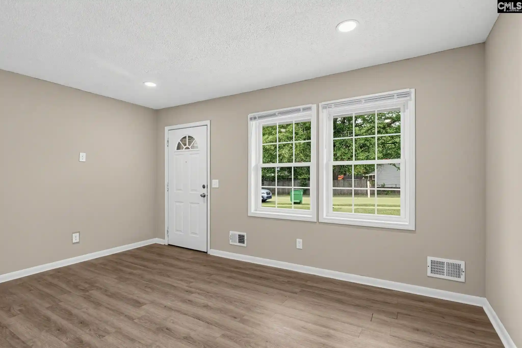 Photo 3 of Single family home for sale at 3724 Anwood, Columbia, SC 29209 | MLS# 644280 | Listing updated on 2026-10-20