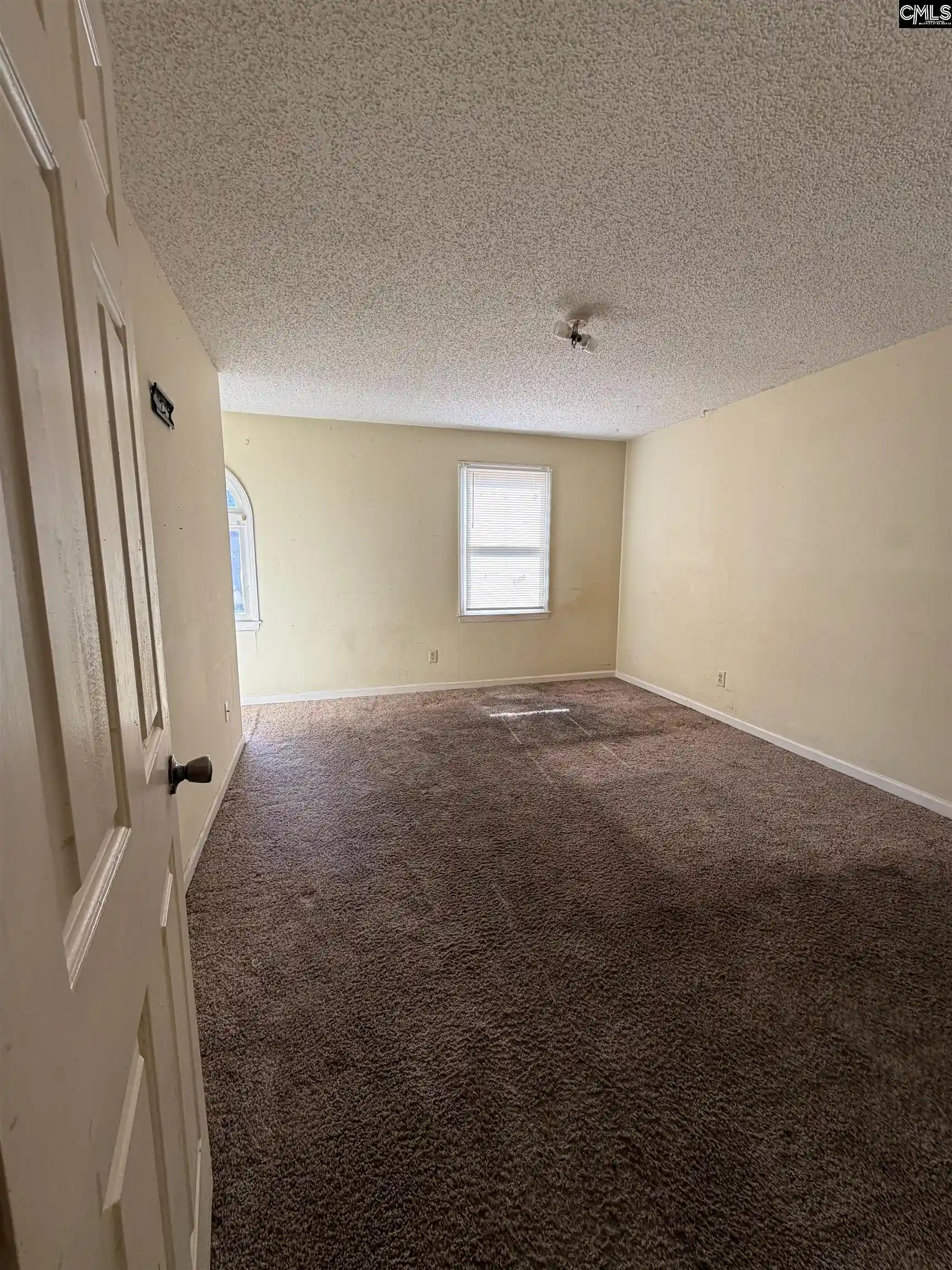 Photo 1 of Townhouse for sale at 8 Cresecent, Columbia, SC 29212 | MLS# 644355 | Listing updated on 2026-10-04