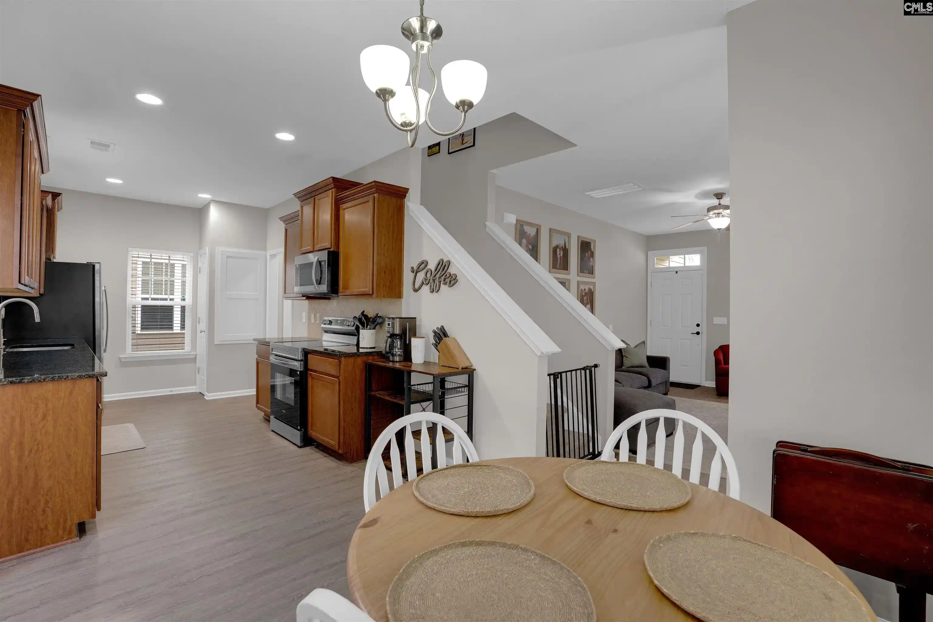 Photo 3 of Single family home for sale at 211 Chestnut Oak, West Columbia, SC 29169 | MLS# 644362 | Listing updated on 2026-10-08
