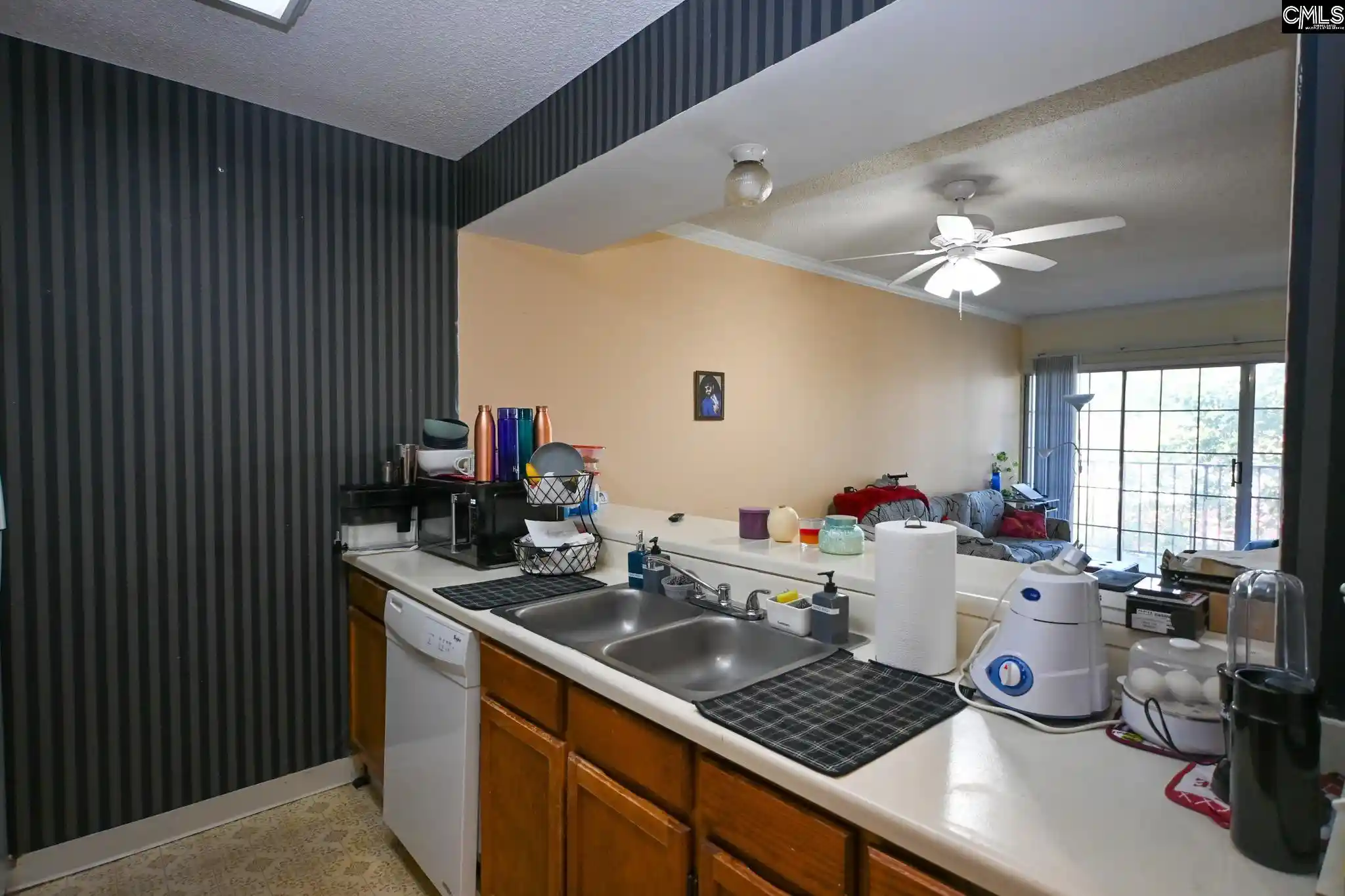 Photo 2 of Condo for sale at 2002 Green #404, Columbia, SC 29205 | MLS# 644421 | Listing updated on 2026-10-06
