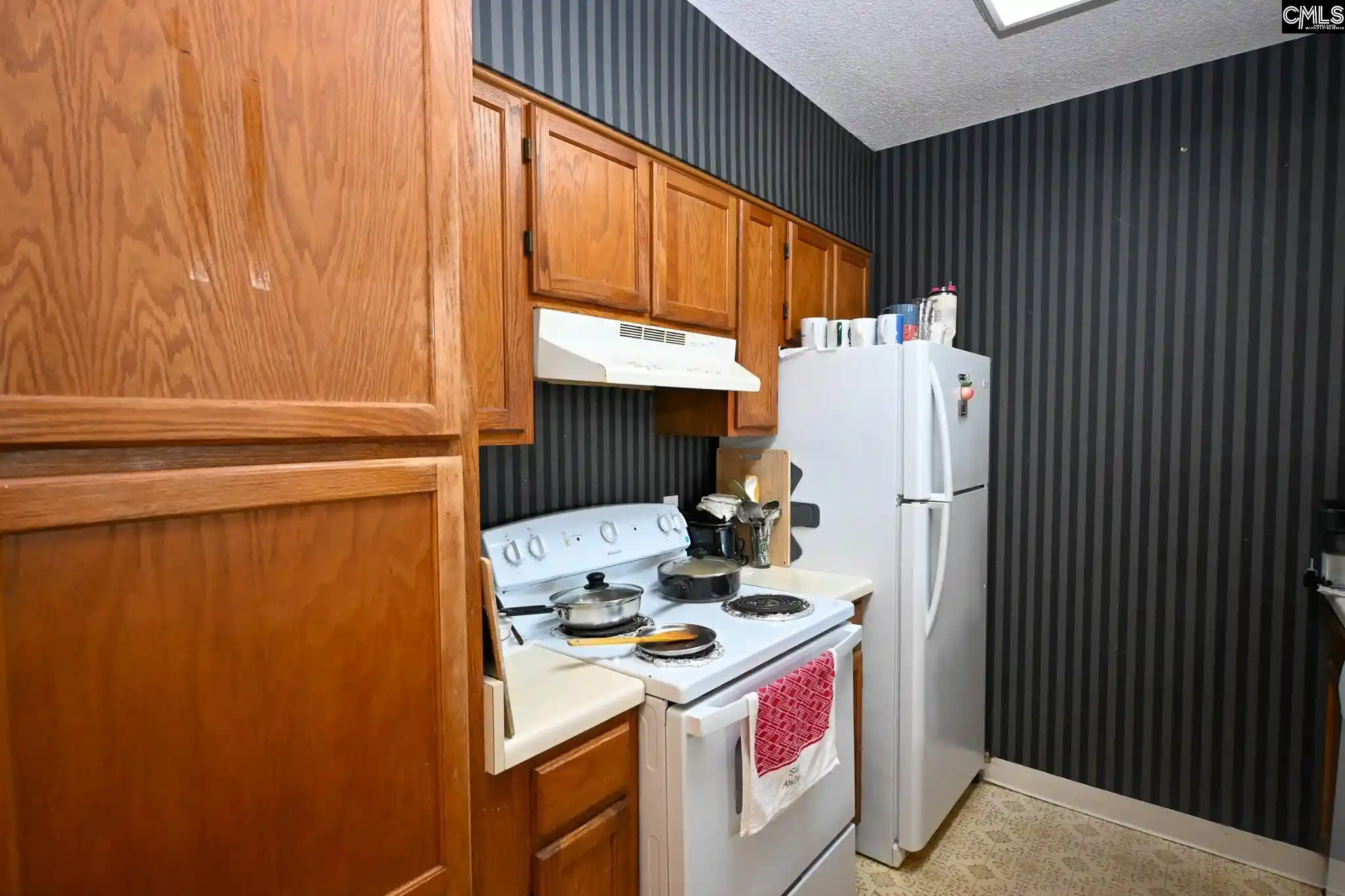 Photo 3 of Condo for sale at 2002 Green #404, Columbia, SC 29205 | MLS# 644421 | Listing updated on 2026-10-06