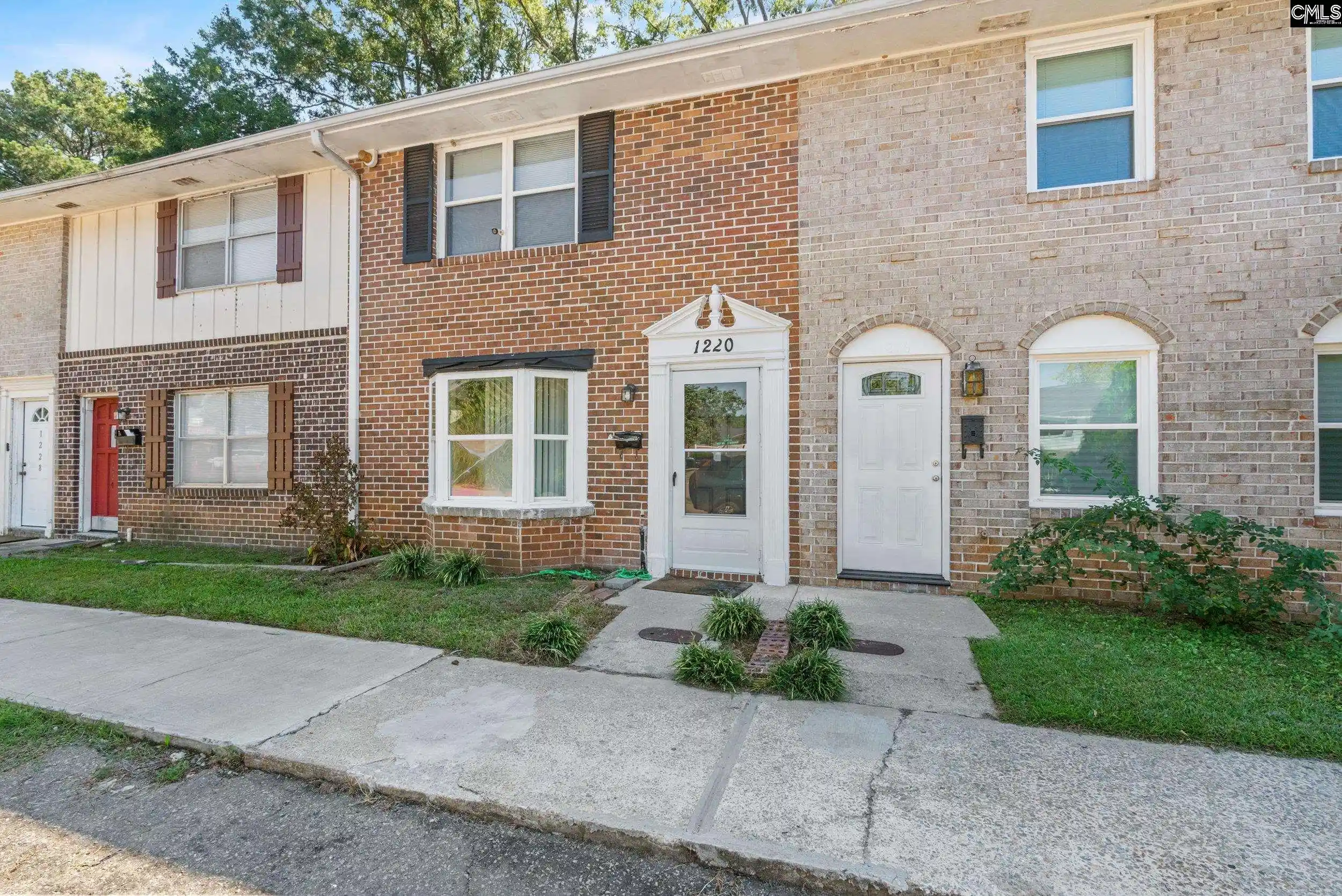 Photo 1 of Townhouse for sale at 1220 Grv Park, Columbia, SC 29210 | MLS# 644446 | Listing updated on 2026-10-07