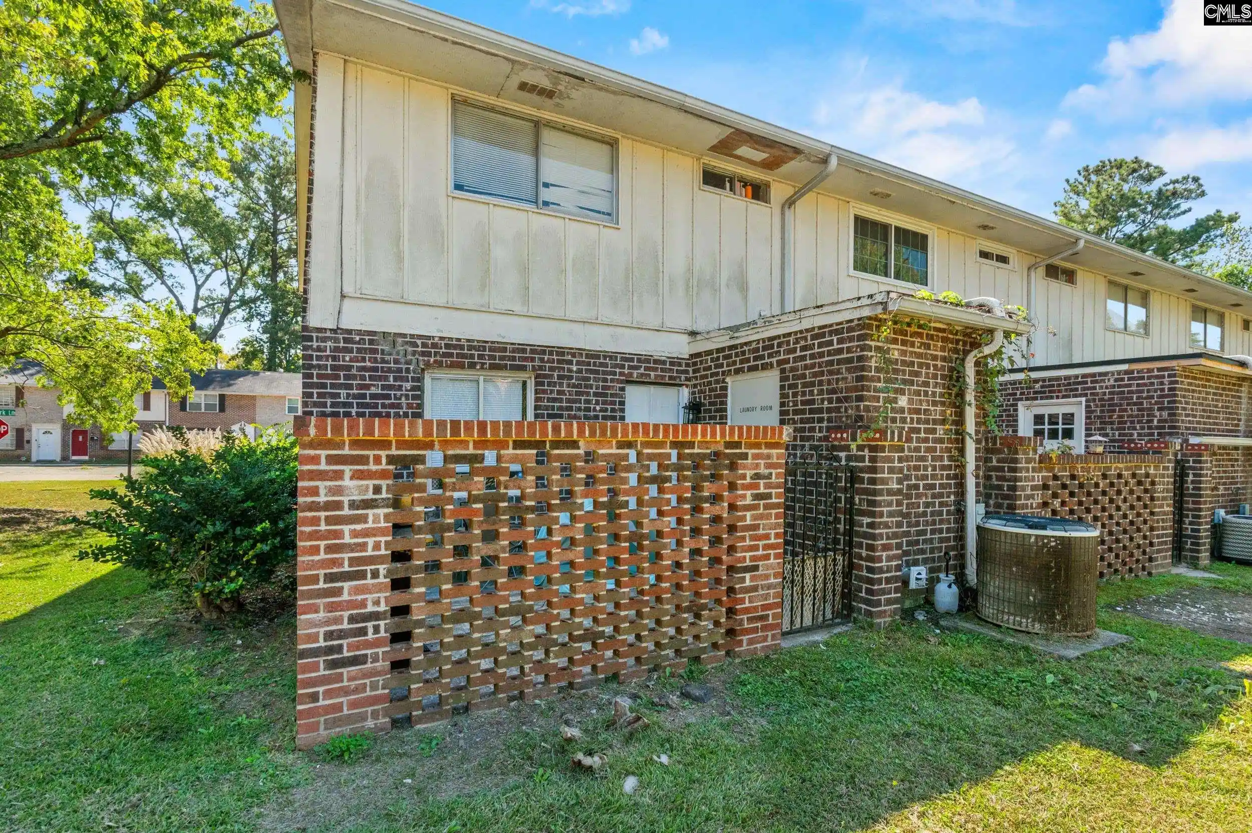 Townhouse for sale at 1217 Grv Park, Columbia, SC 29210 | MLS# 644447