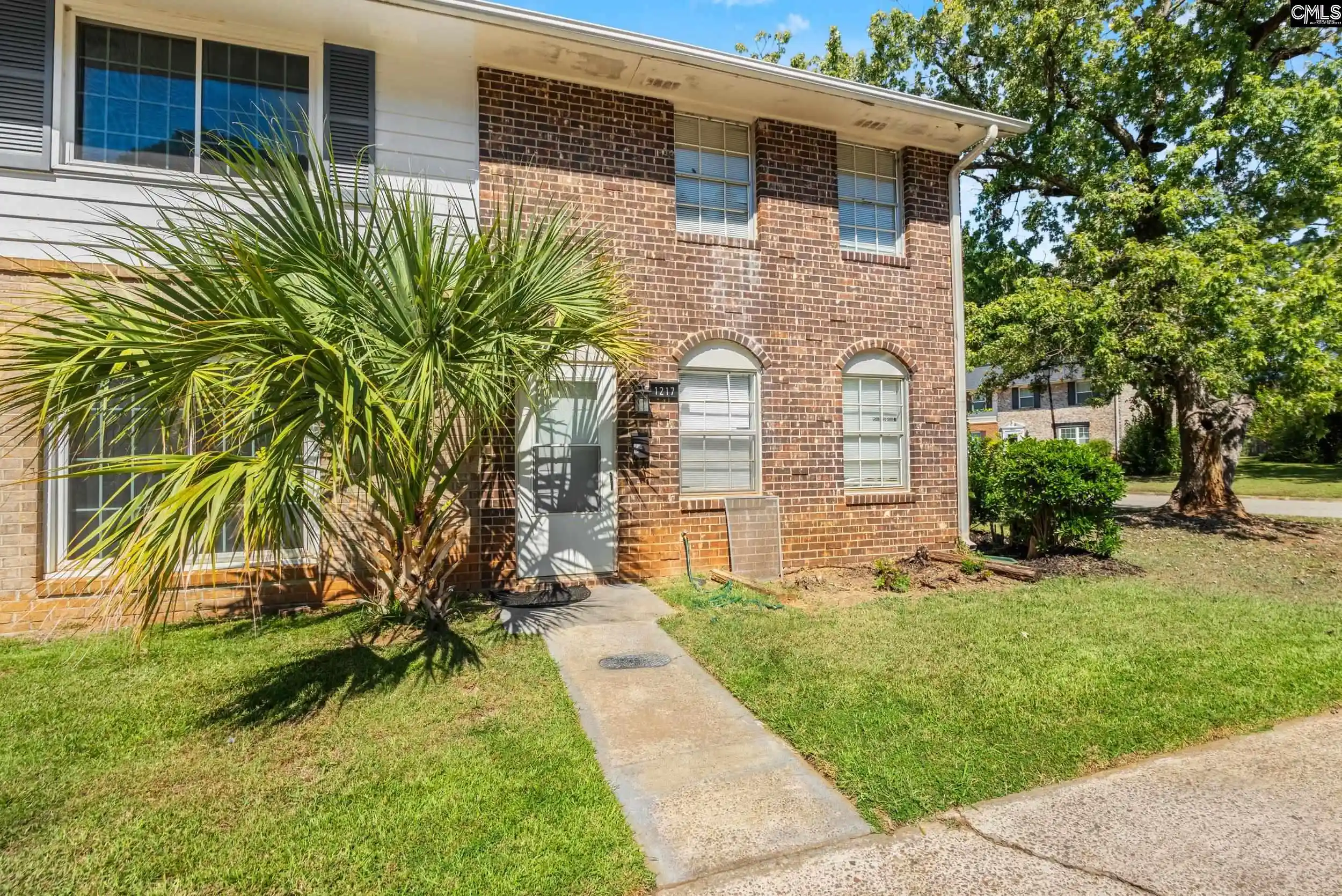 Photo 3 of Townhouse for sale at 1217 Grv Park, Columbia, SC 29210 | MLS# 644447 | Listing updated on 2026-10-07