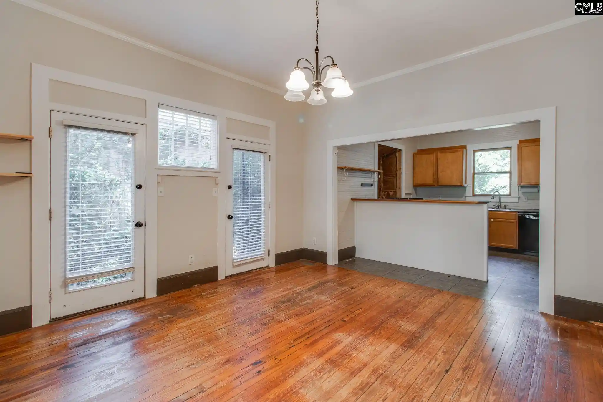 Photo 3 of Sale Pending at 617 Hillcrest, Columbia, SC 29203 | MLS# 644455 | Listing updated on 2026-10-19