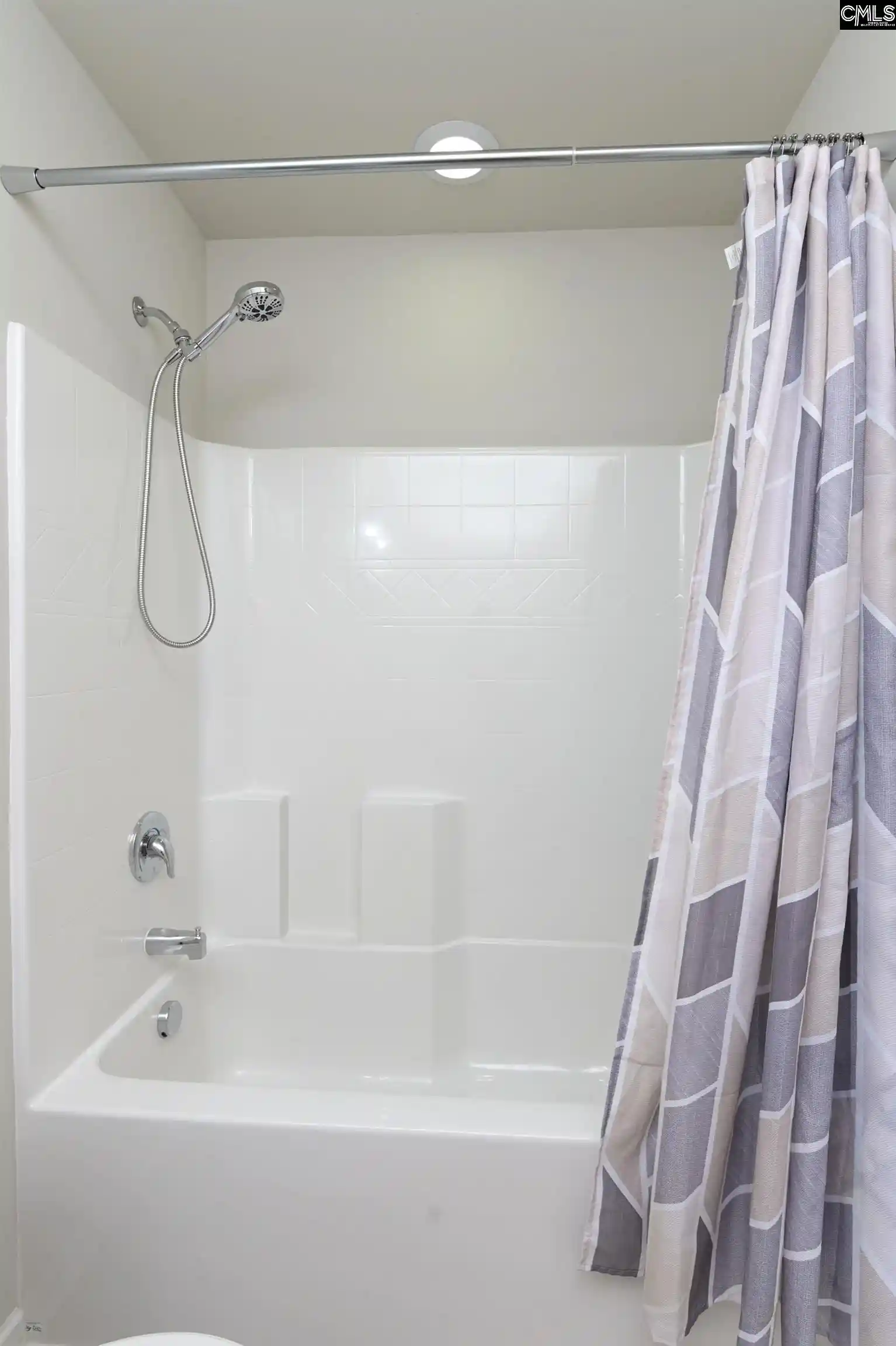 Photo 4 of Single family home for sale at 242 Oristo Ridge, West Columbia, SC 29170 | MLS# 644487 | Listing updated on 2026-10-07