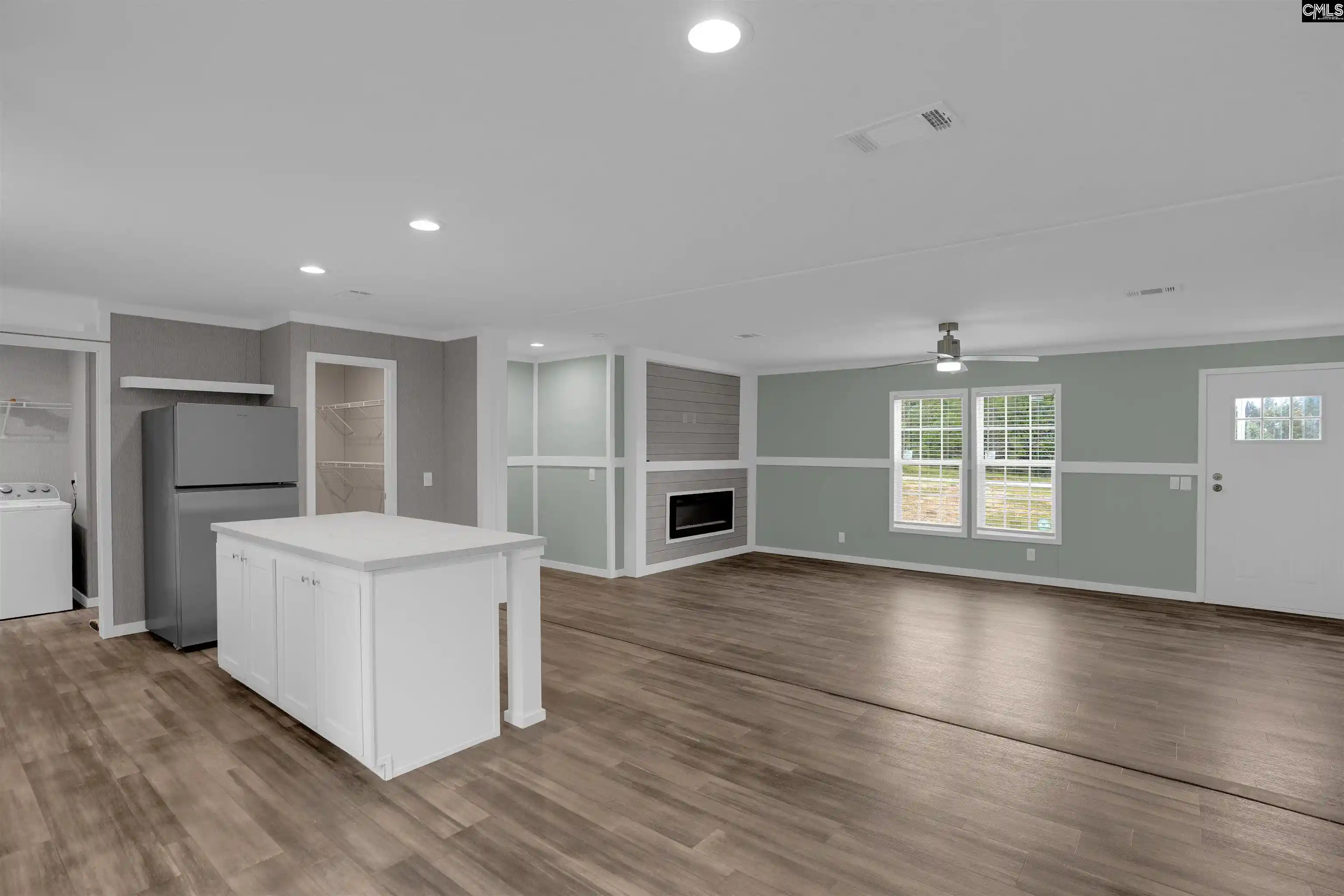 Photo 3 of Manufactured home for sale at 6125 Sc Hwy 391, Prosperity, SC 29127 | MLS# 644488 | Listing updated on 2026-10-07