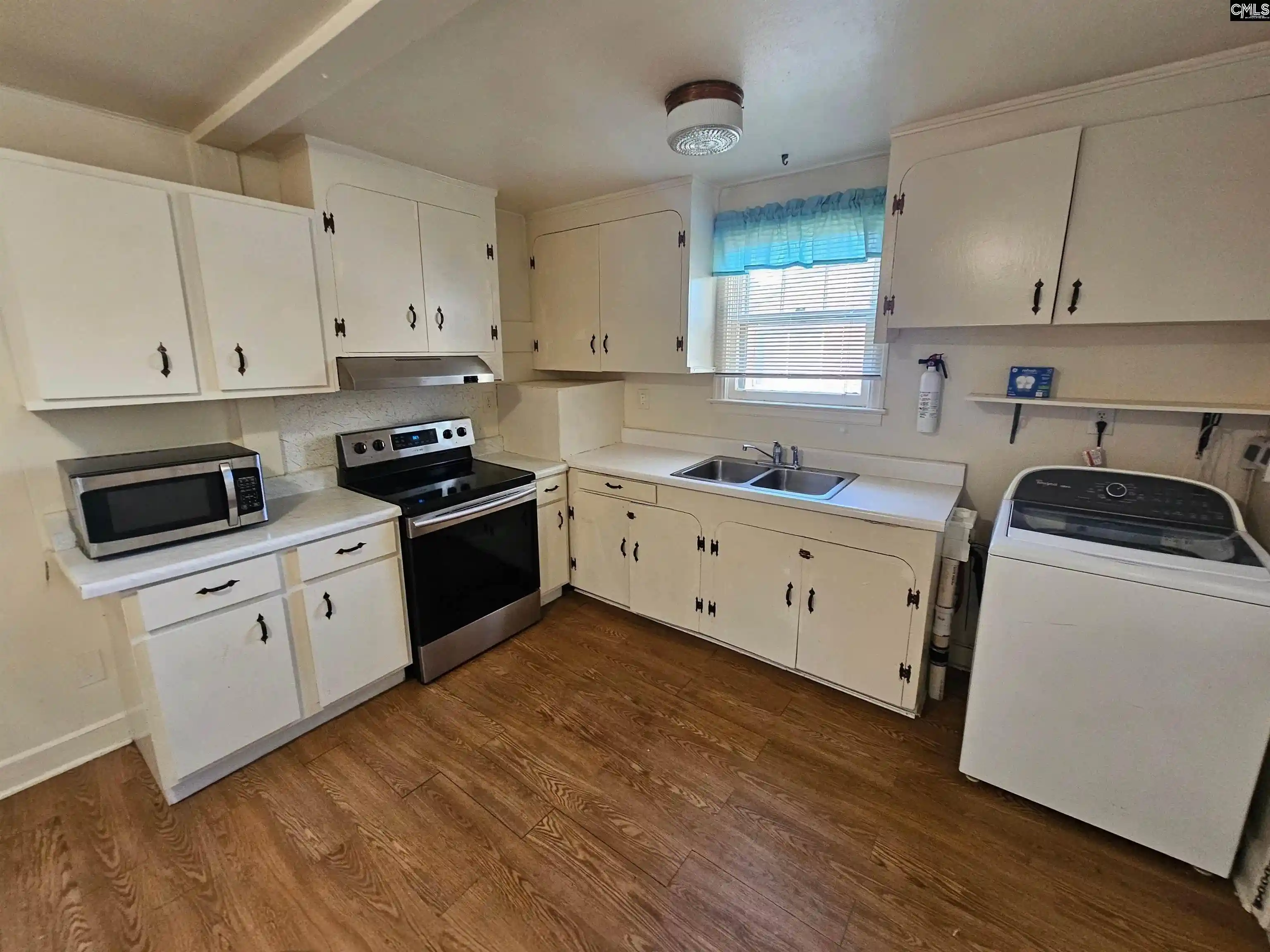 Photo 3 of Sale Pending at 7122 Austin, Columbia, SC 29209 | MLS# 644584 | Listing updated on 2026-10-13
