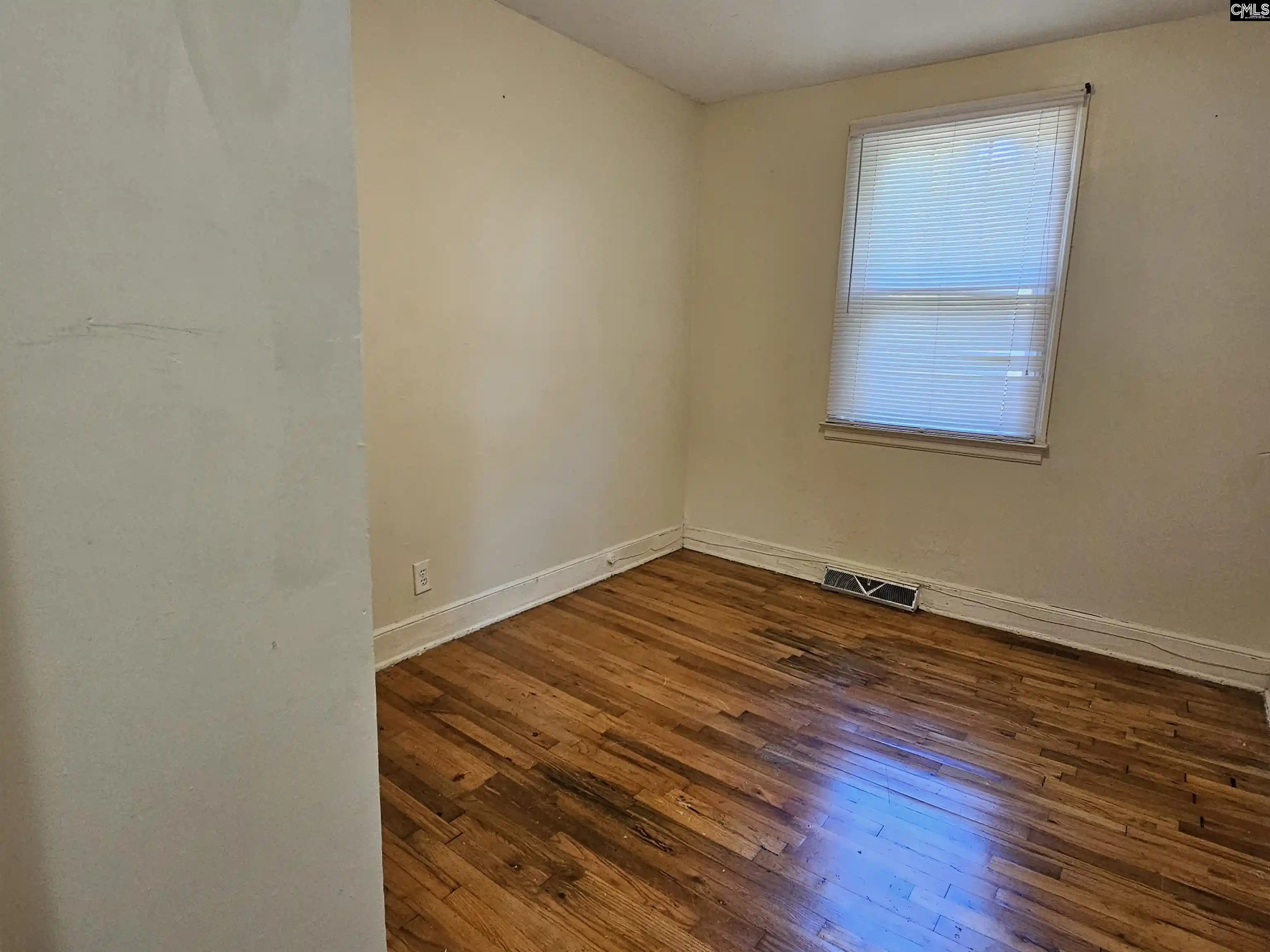 Photo 4 of Sale Pending at 7122 Austin, Columbia, SC 29209 | MLS# 644584 | Listing updated on 2026-10-13