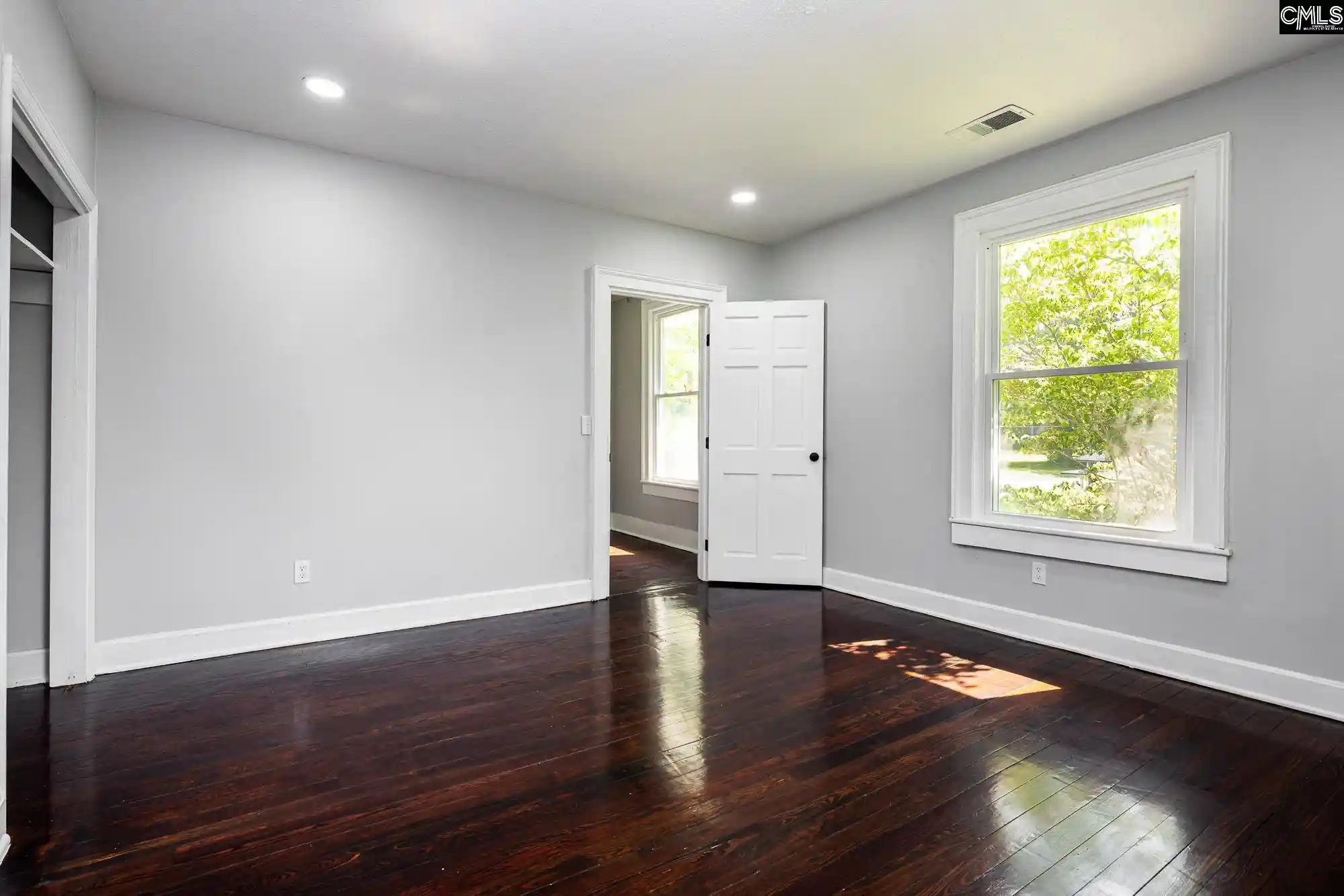 Photo 2 of Single family home for sale at 3715 Palmetto, Columbia, SC 29203 | MLS# 644600 | Listing updated on 2026-10-11