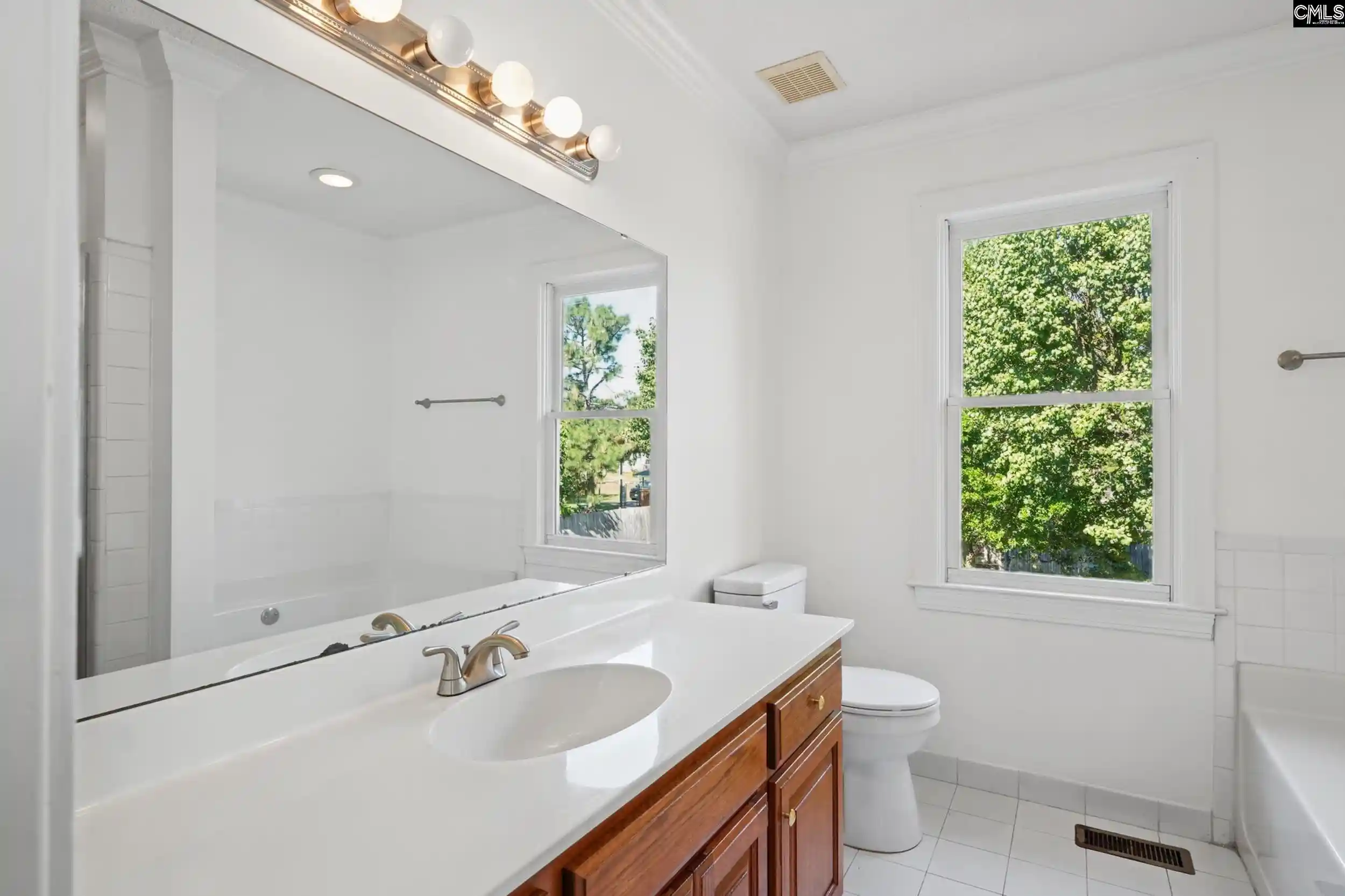 Photo 4 of Single family home for sale at 210 Woodlands Ridge, Columbia, SC 29229 | MLS# 644610 | Listing updated on 2026-10-08