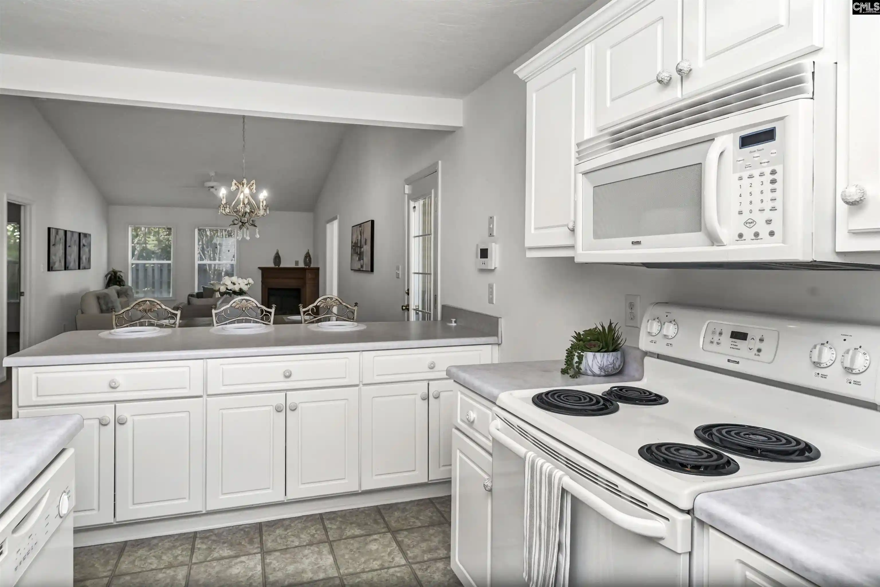 Photo 4 of Single family home for sale at 320 Elders Pond Cir, Columbia, SC 29229 | MLS# 644629 | Listing updated on 2026-10-08
