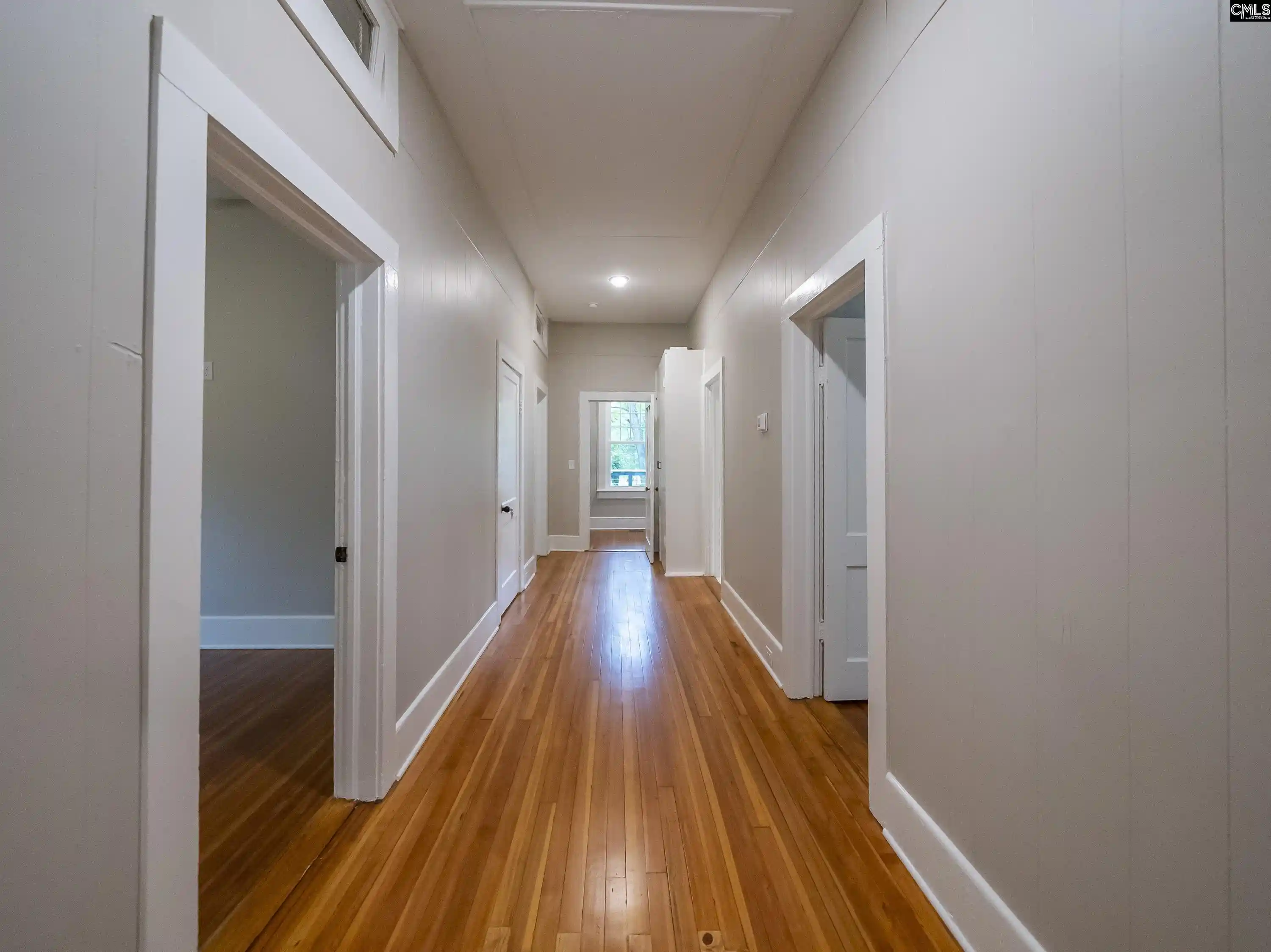 Photo 3 of Sale Pending at 2211 Lee, Columbia, SC 29205 | MLS# 644638 | Listing updated on 2026-10-16