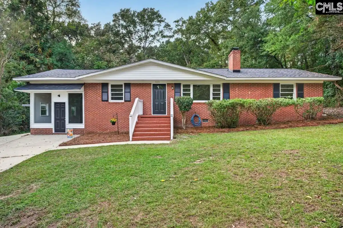 Photo 1 of Single family home for sale at 2415 Oak, Camden, SC 29020 | MLS# 644645 | Listing updated on 2026-10-08