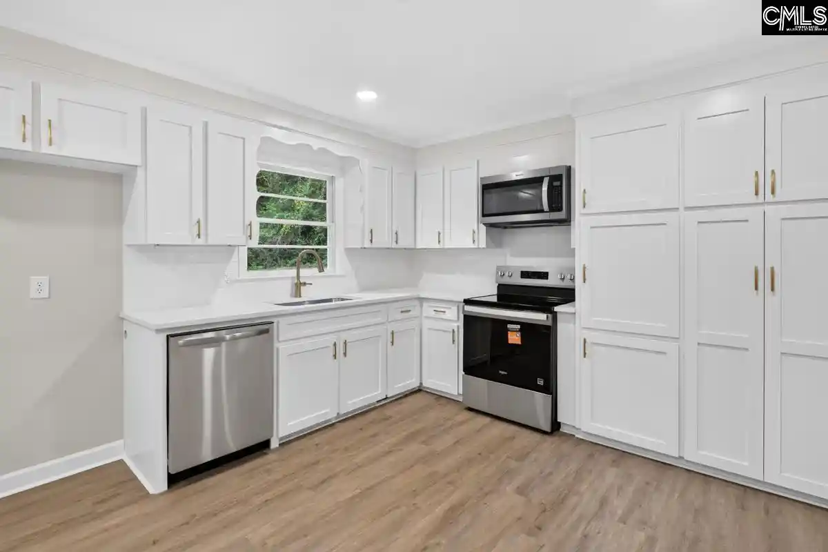 Photo 2 of Single family home for sale at 2415 Oak, Camden, SC 29020 | MLS# 644645 | Listing updated on 2026-10-08