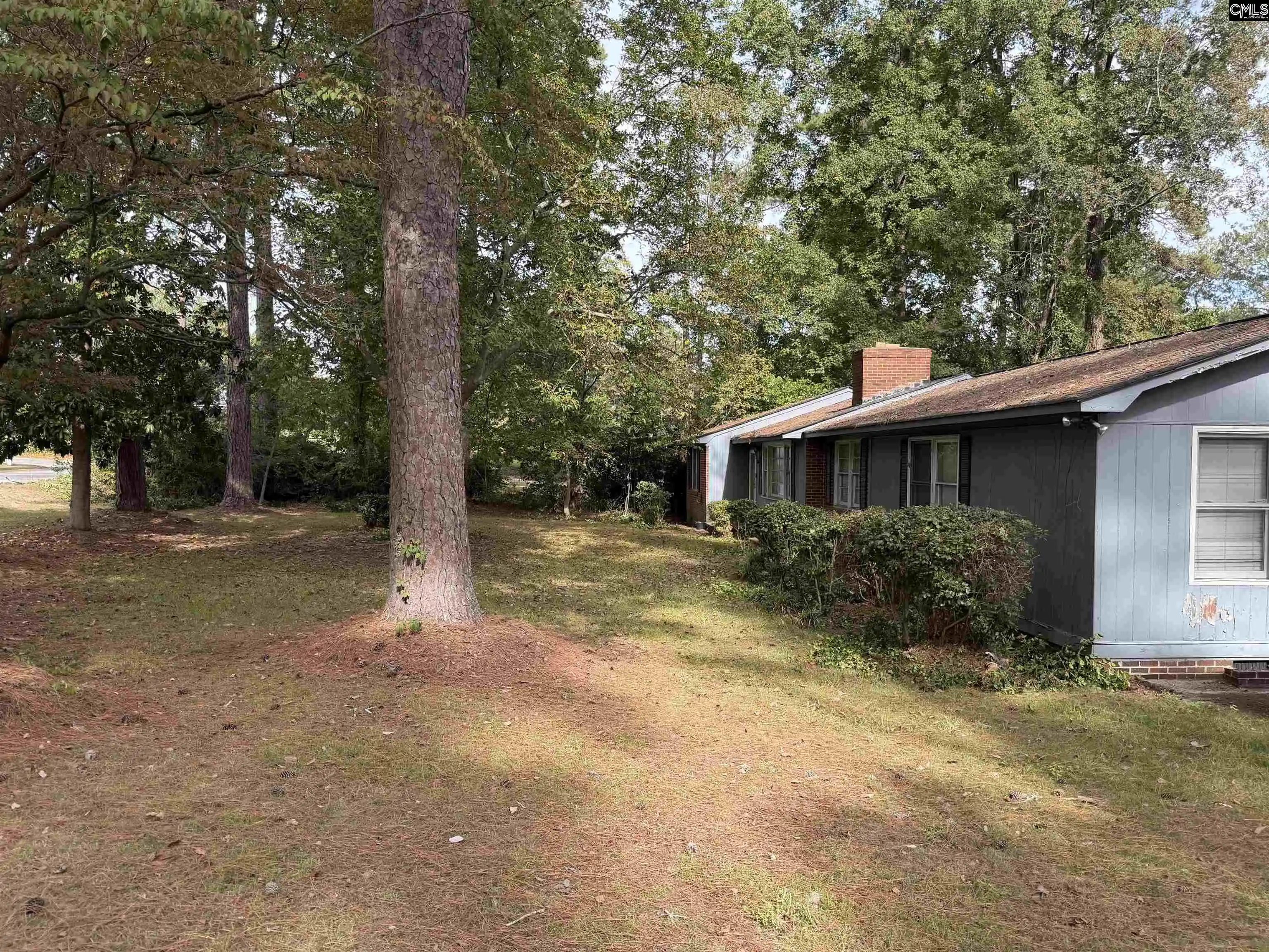 Photo 4 of Sale Pending at 3520 Foxhall, Columbia, SC 29204 | MLS# 644674 | Listing updated on 2026-10-11