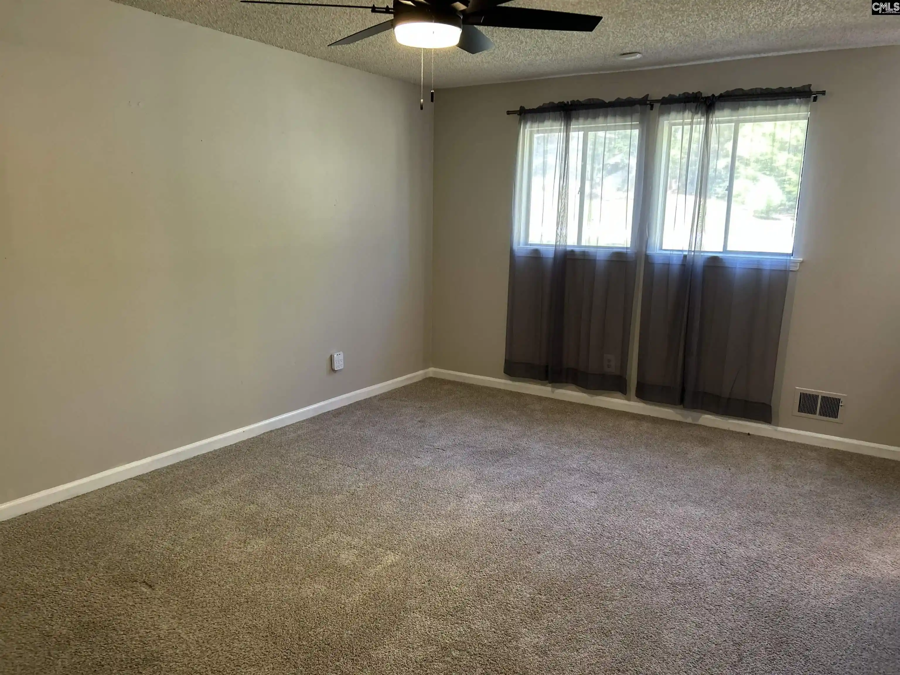 Photo 3 of Single family home for sale at 100 Finsbury, Columbia, SC 29212 | MLS# 644746 | Listing updated on 2026-10-09