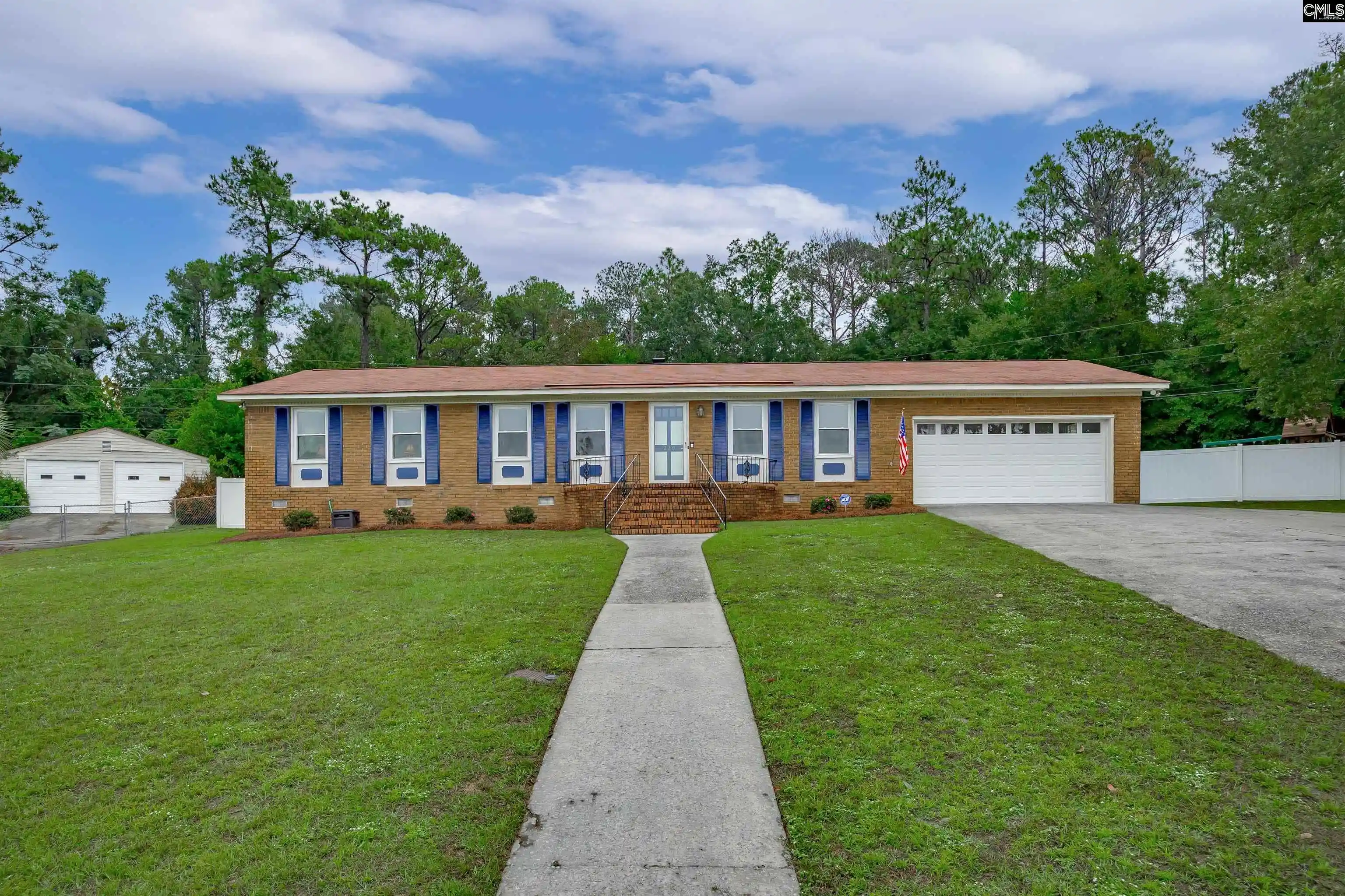 Photo 1 of Single family home for sale at 220 Saint Mark, West Columbia, SC 29170 | MLS# 644768 | Listing updated on 2026-10-10