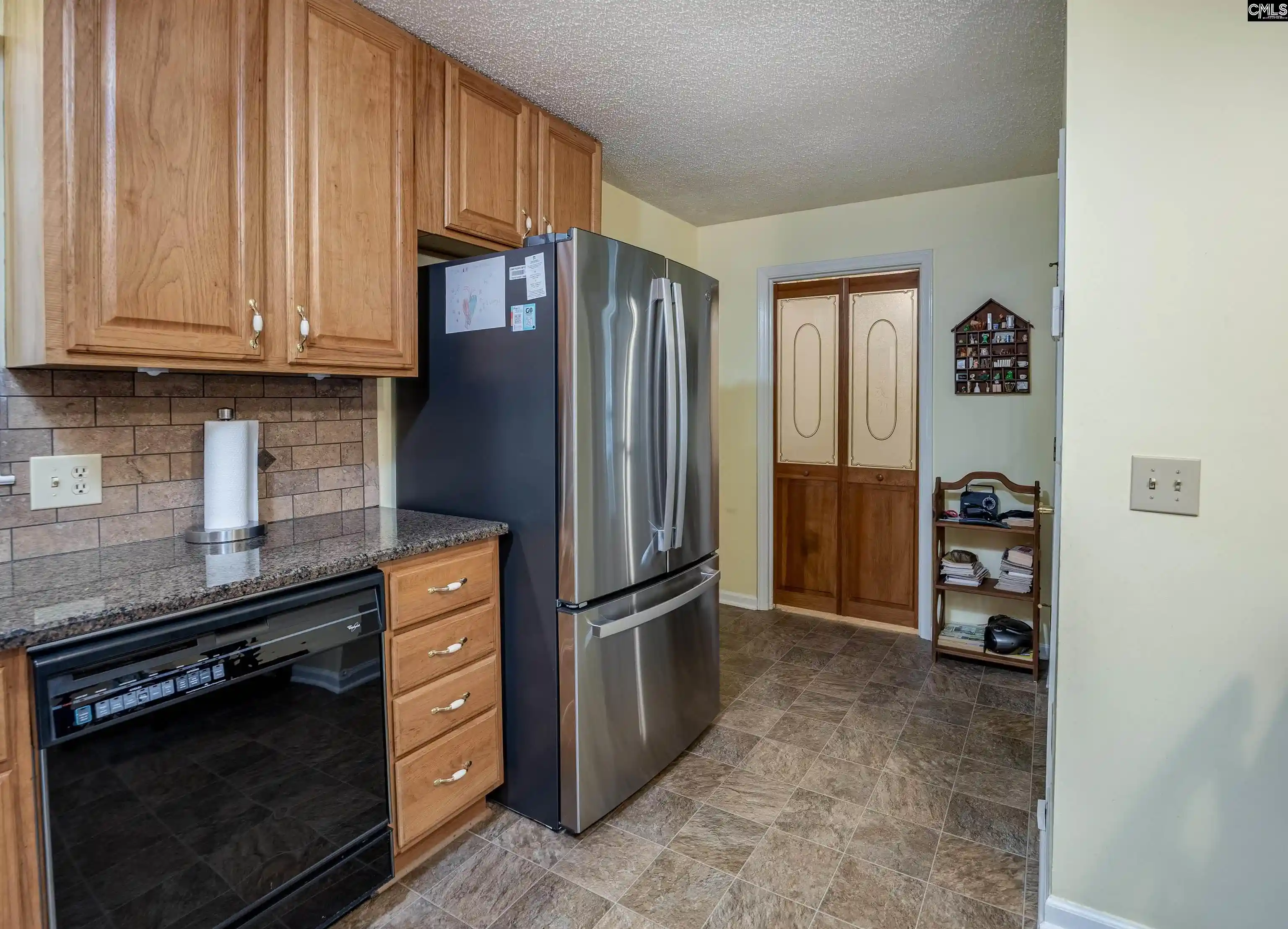 Photo 4 of Single family home for sale at 220 Saint Mark, West Columbia, SC 29170 | MLS# 644768 | Listing updated on 2026-10-10