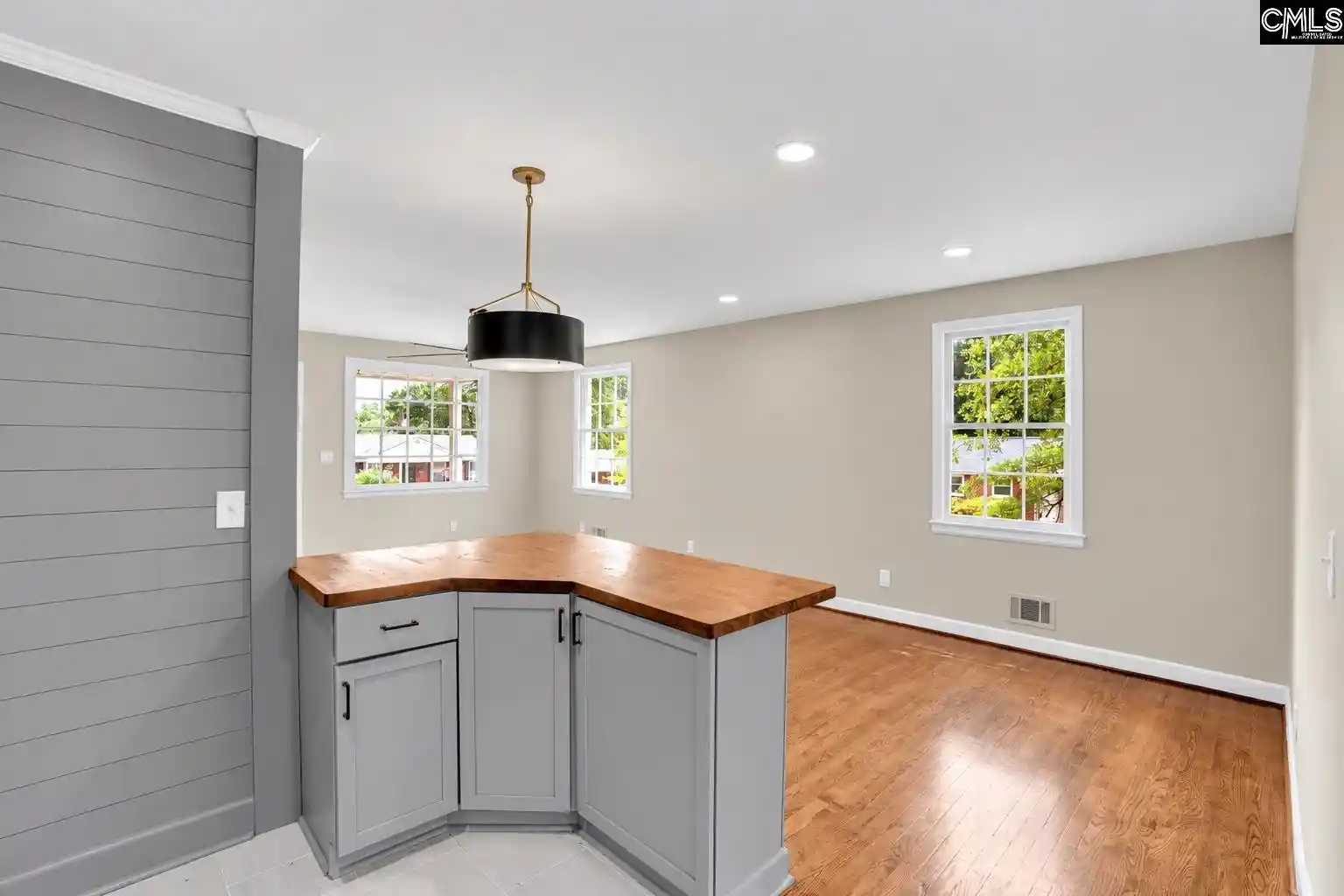 Photo 3 of Single family home for sale at 955 Laurie, Columbia, SC 29205 | MLS# 644793 | Listing updated on 2026-10-16